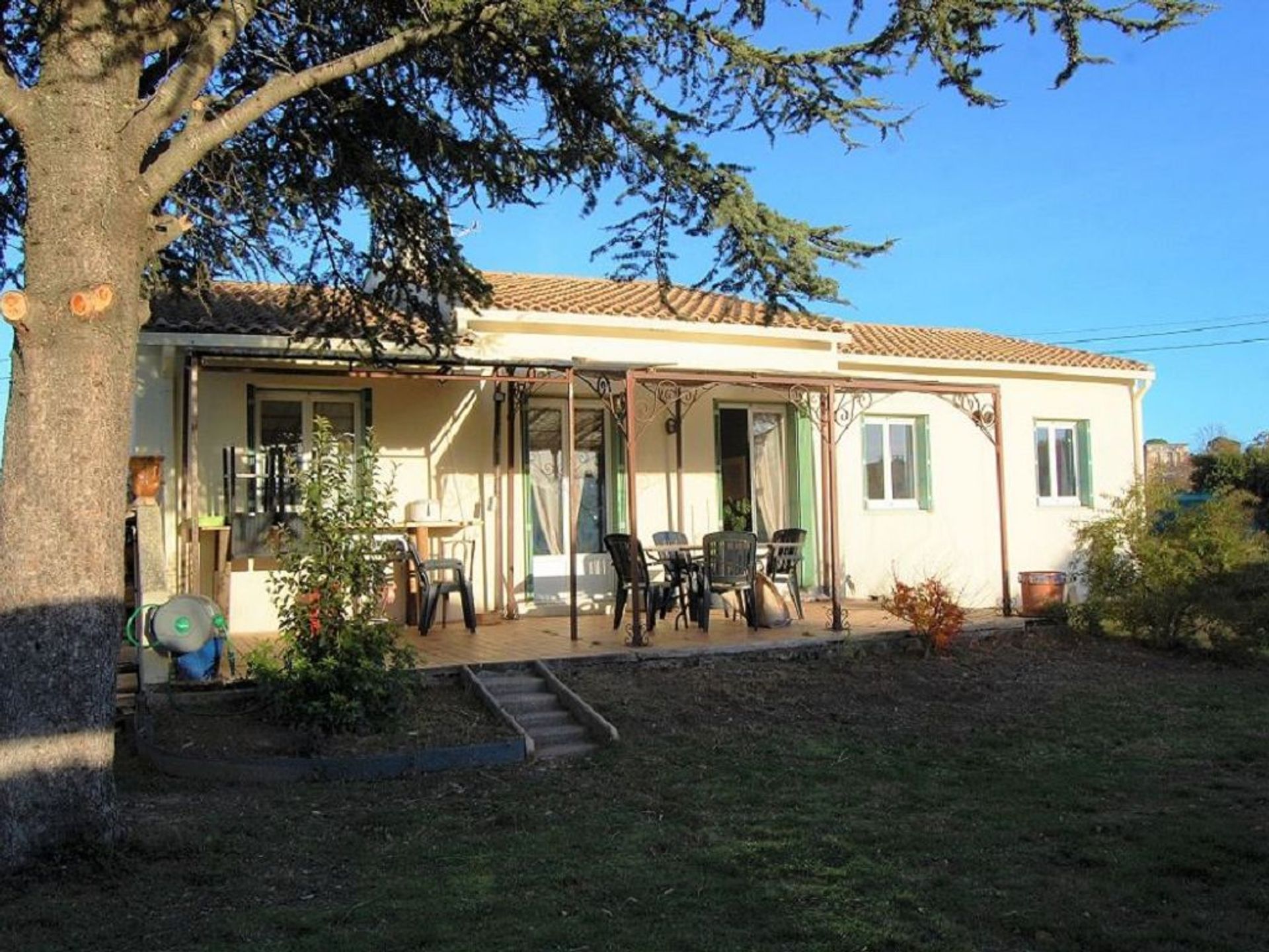 casa no Saint-Hilaire-de-Brethmas, Occitanie 10096585