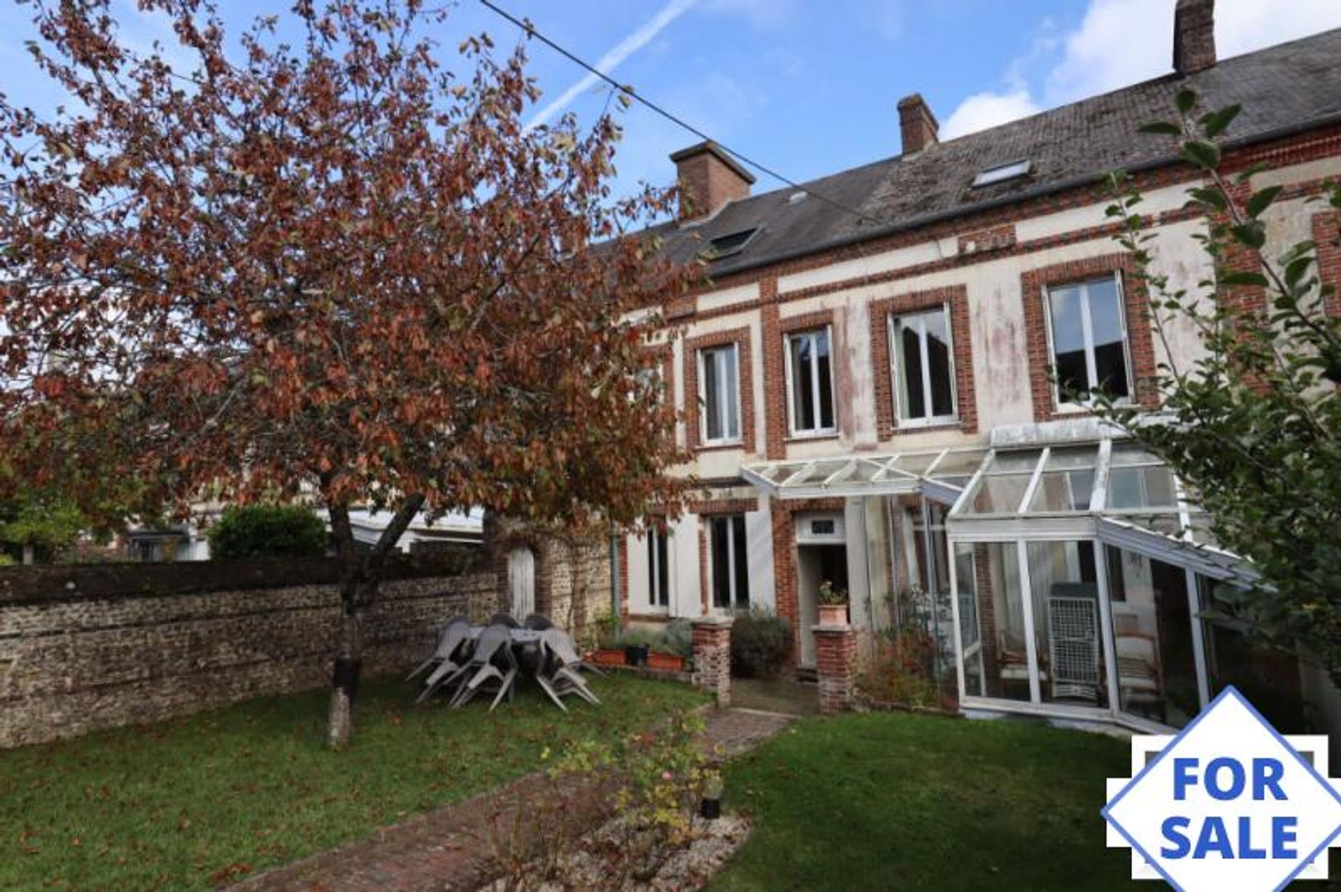 Haus im Moulins-la-Marche, Normandie 10096627