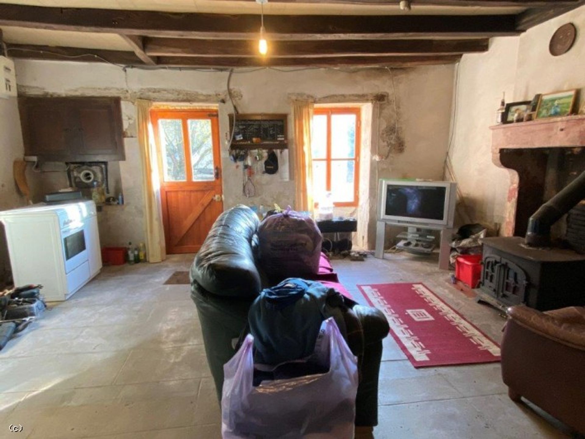 casa en Confolens, Poitou-Charentes 10096641