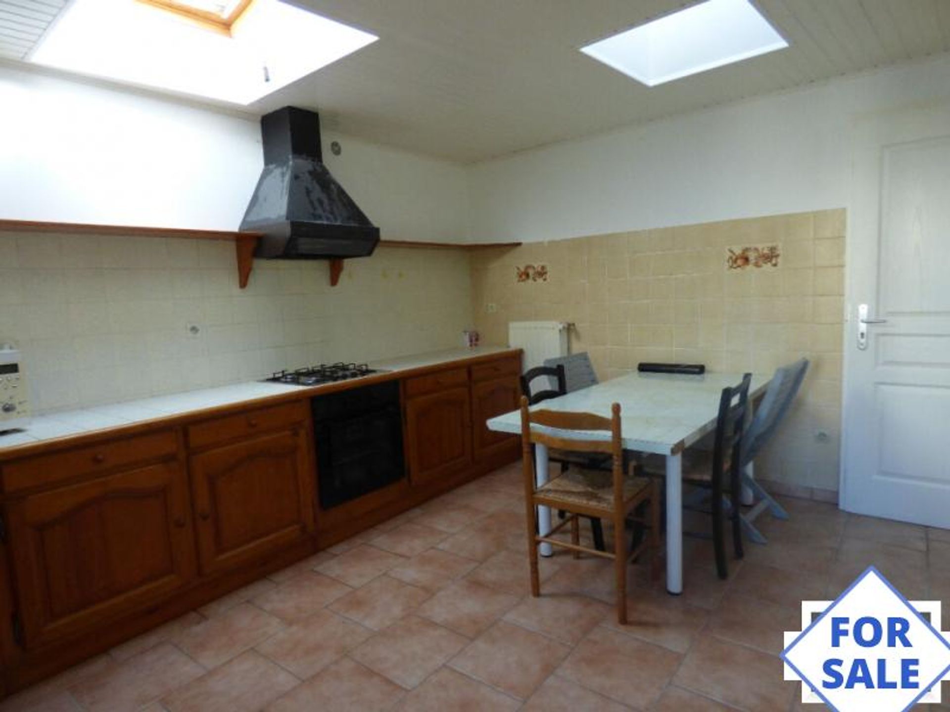 Huis in Saint-Cyr-en-Pail, Pays de la Loire 10096838