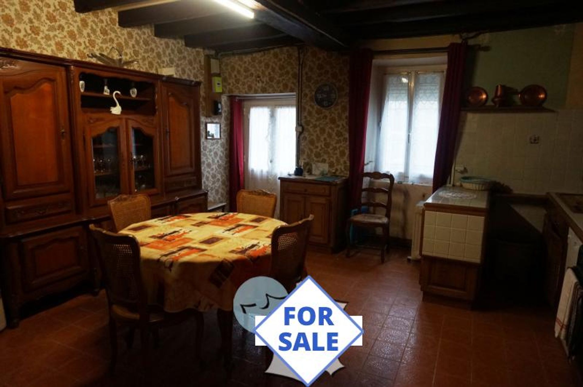 House in Chantrigne, Pays-de-la-Loire 10096861