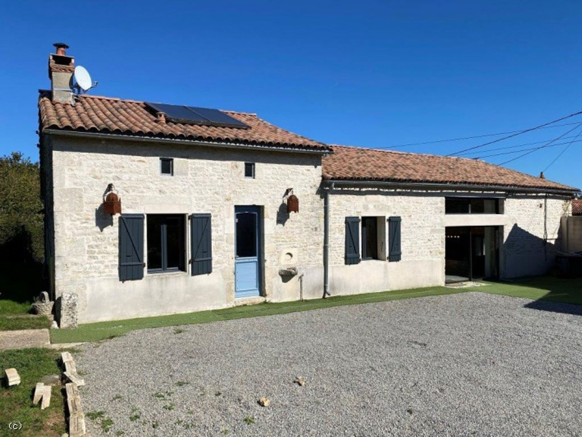 Huis in Condac, Nouvelle-Aquitaine 10096887