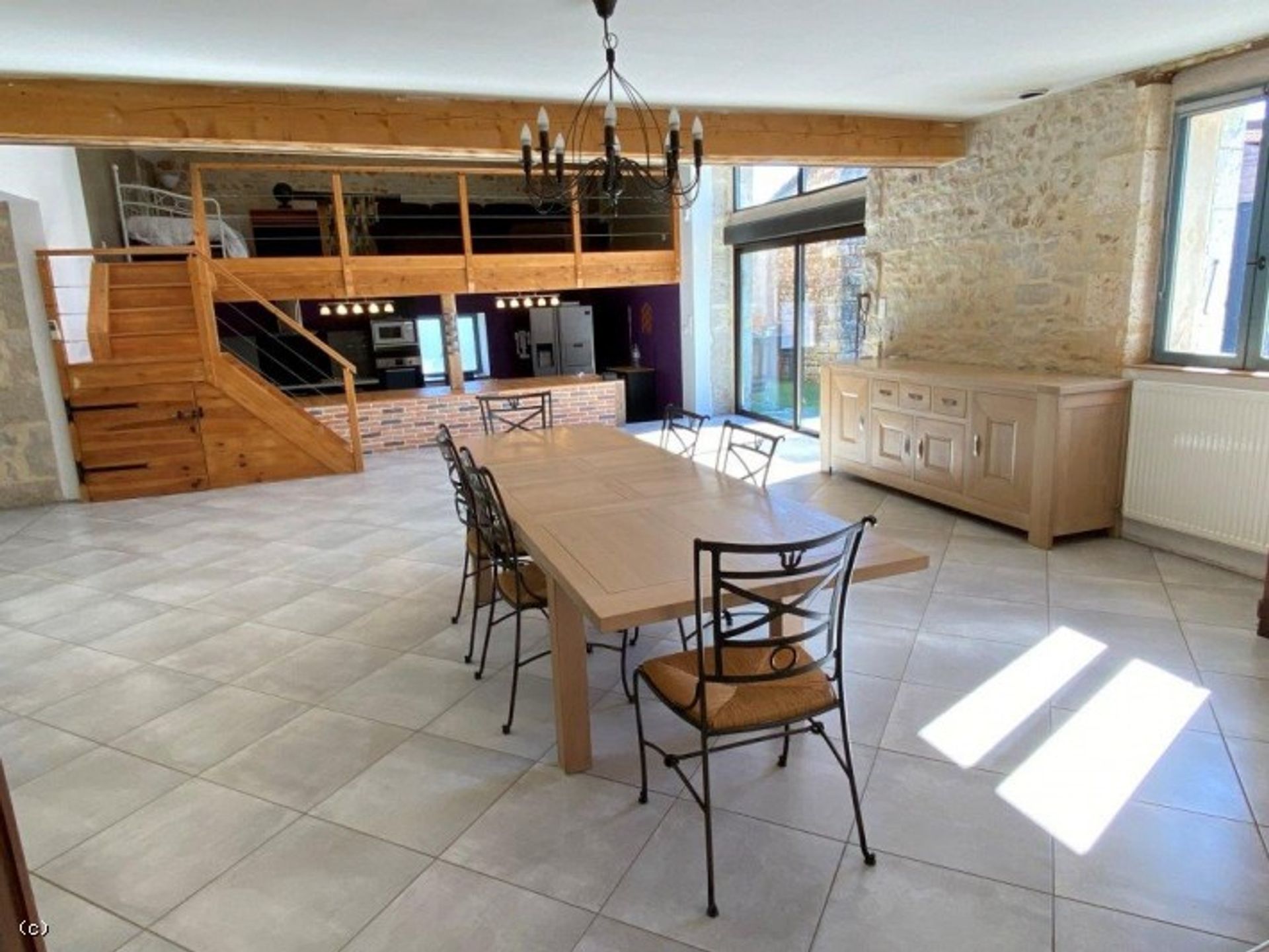 Hus i Condac, Nouvelle-Aquitaine 10096887