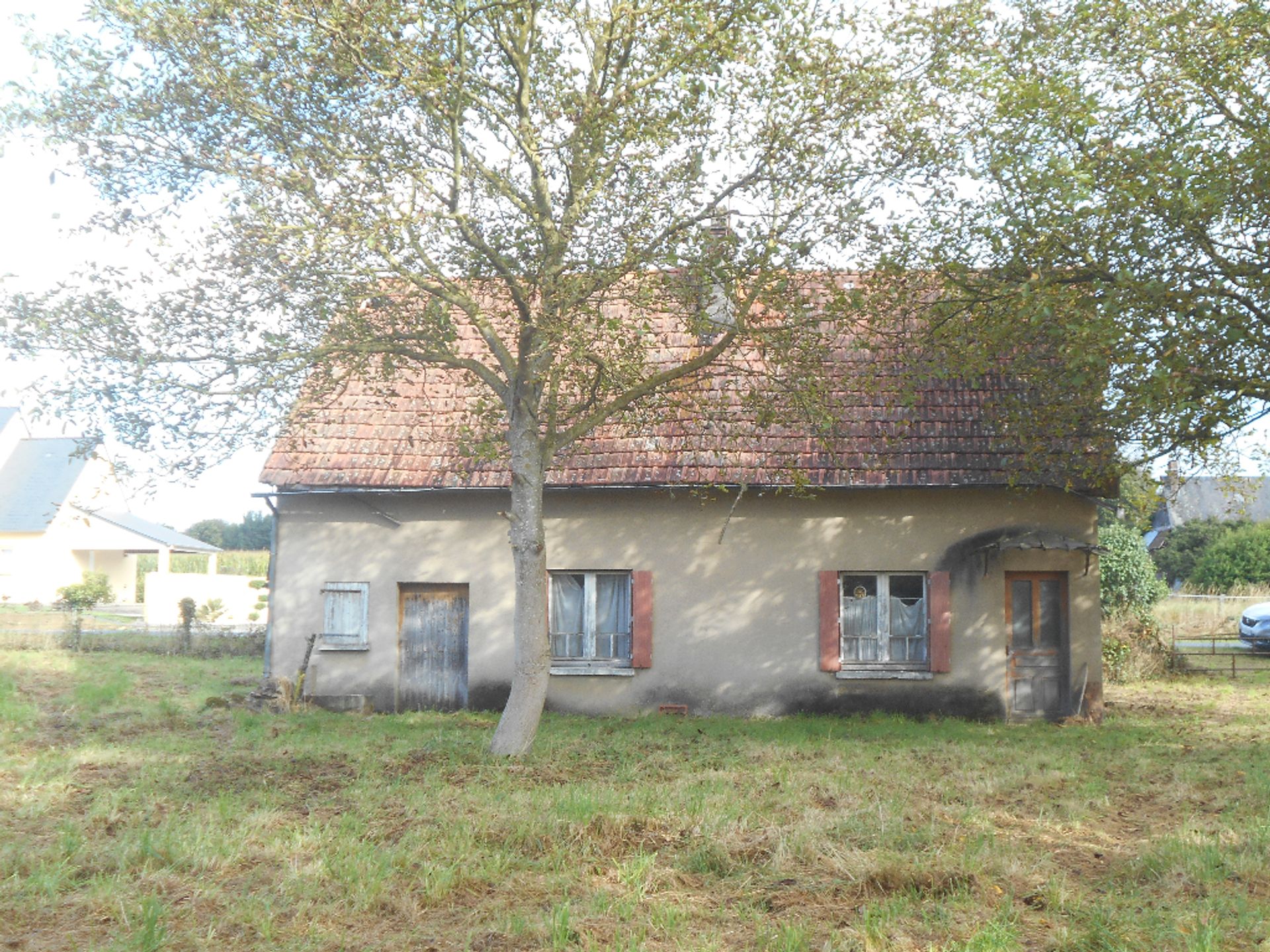 Hus i Isigny-le-Buat, Normandie 10096962