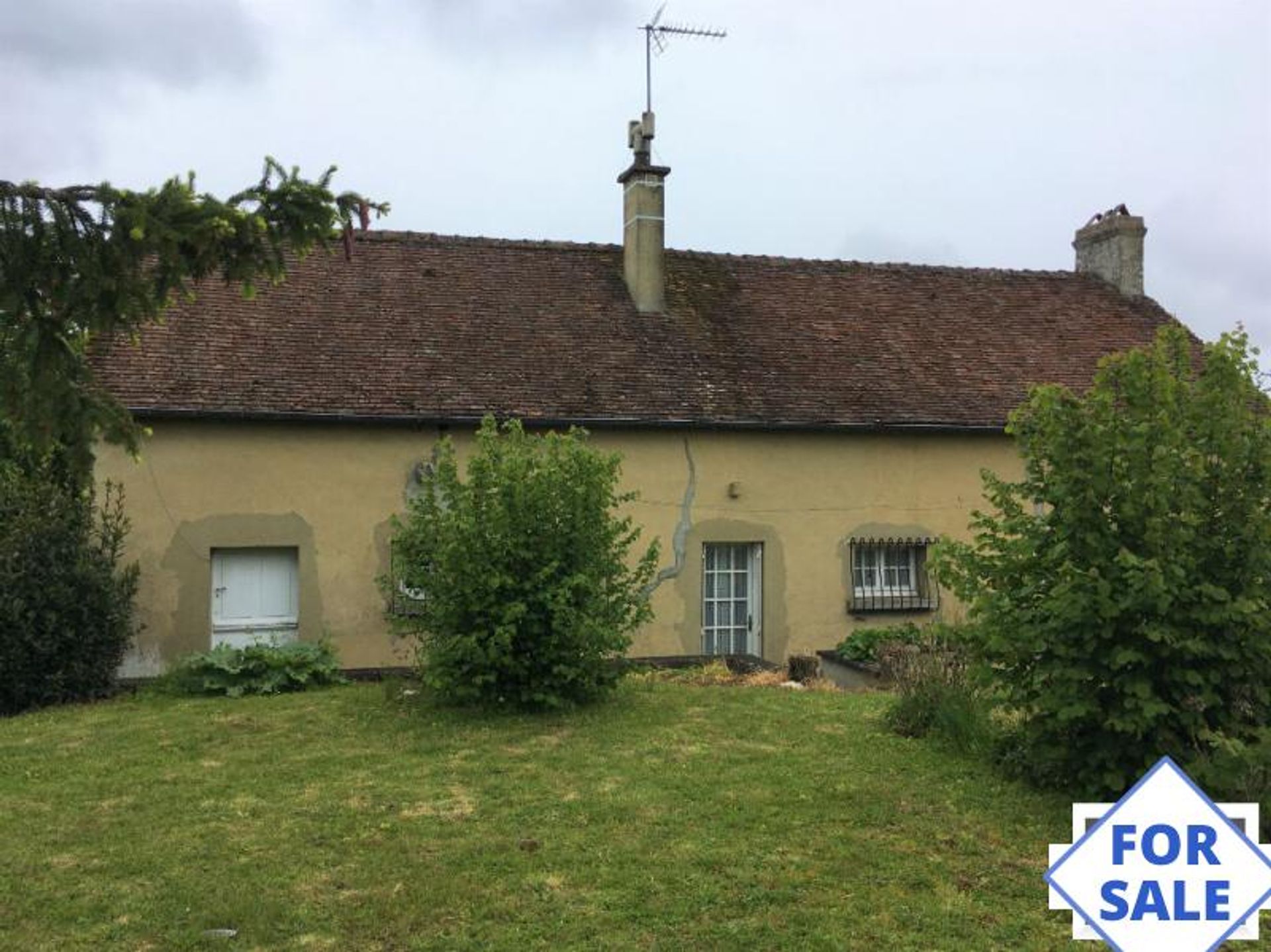 Casa nel Conde-sur-Sarthe, Normandia 10097186