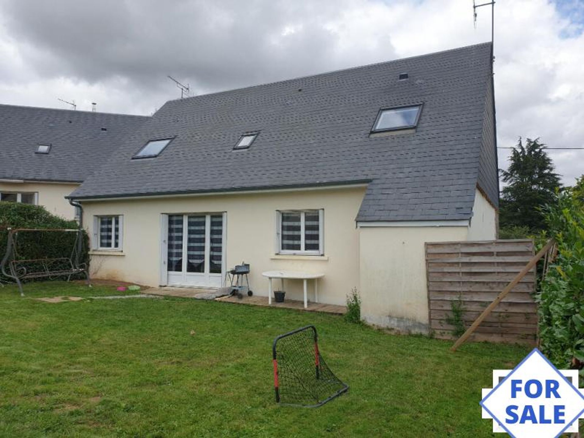 Hus i Longny-au-Perche, Basse-Normandie 10097207