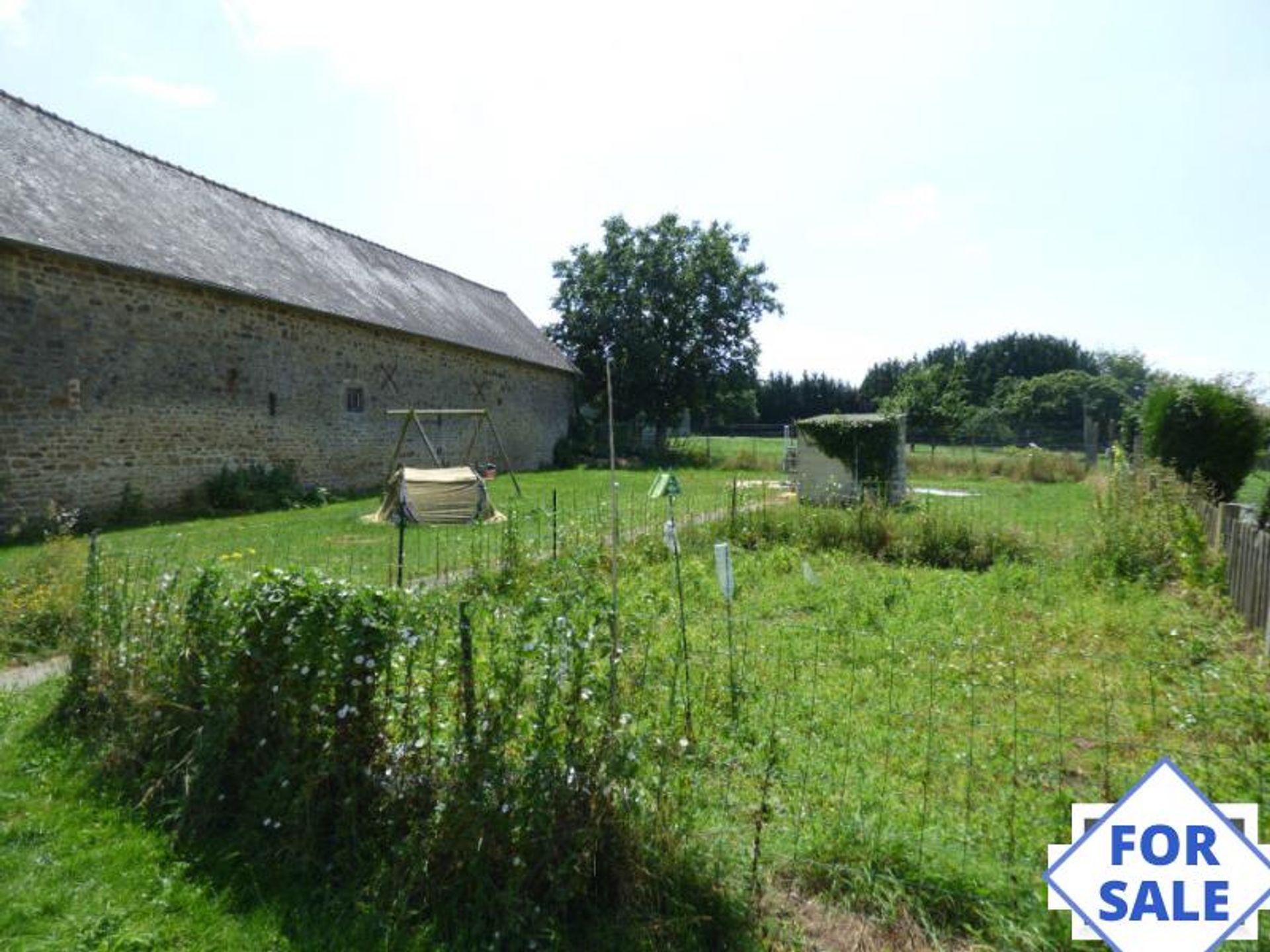 Rumah di Penjahat-la-Juhel, Membayar de la Loire 10097220