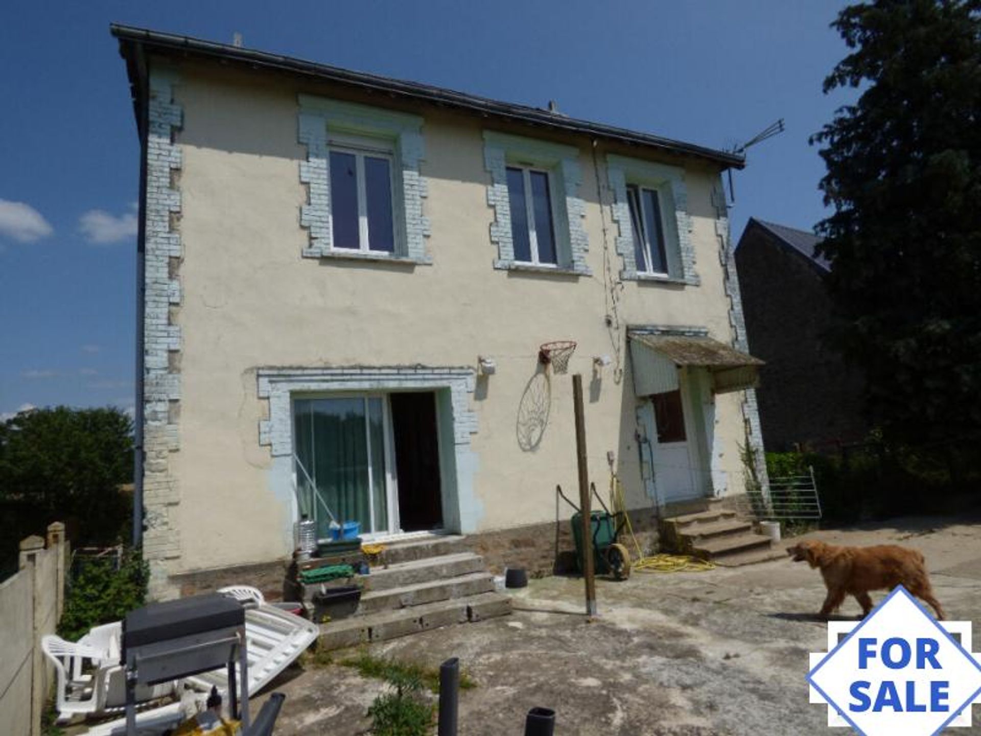 casa no Villaines-la-Juhel, Pays-de-la-Loire 10097220