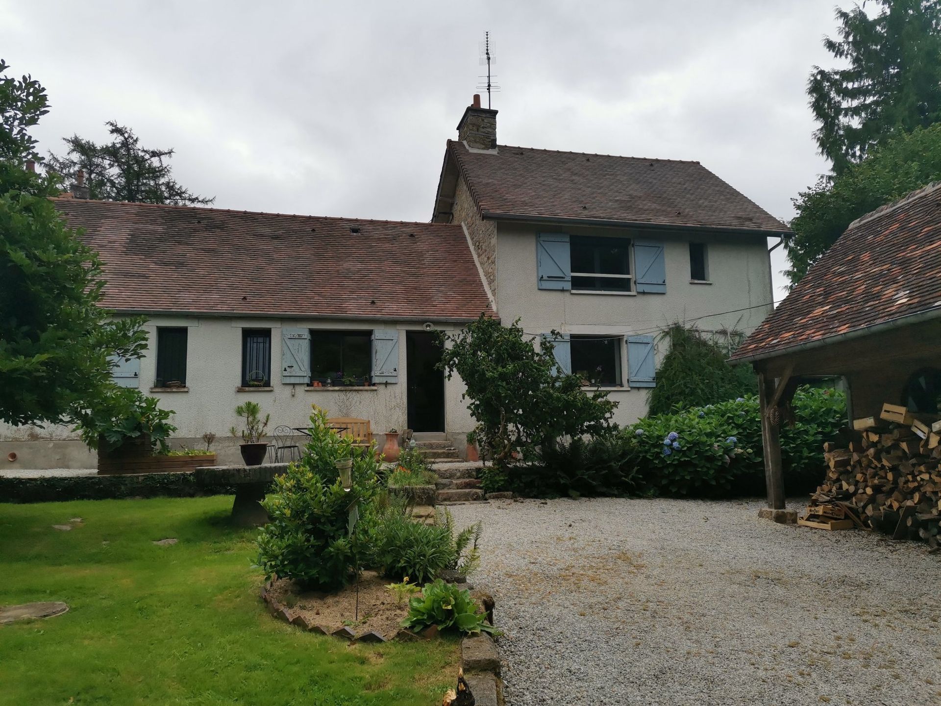 Hus i Domfront, Basse-Normandie 10097335