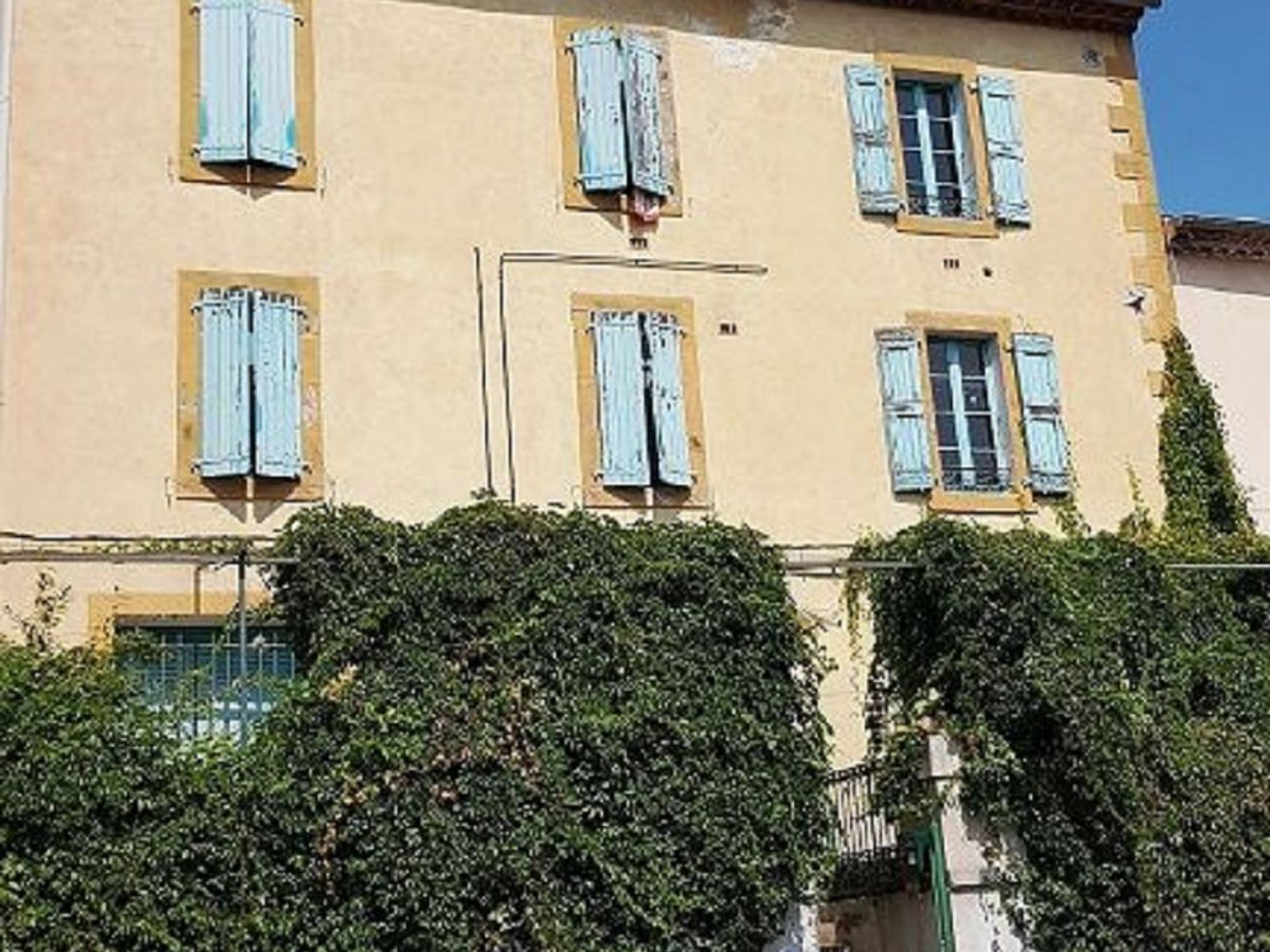 Condominium in La Grand-Combe, Occitanië 10097340