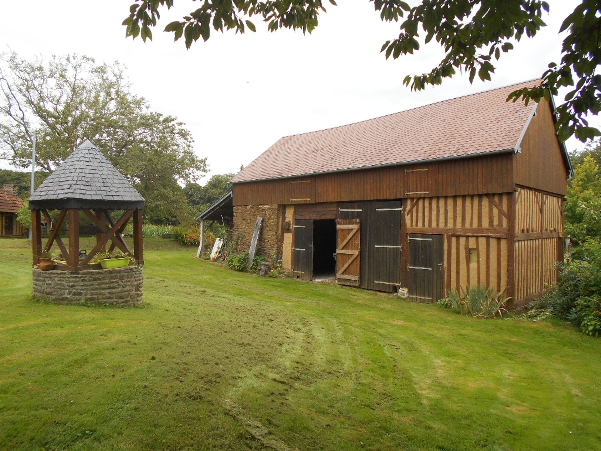 Hus i Saint-Martin-de-Landelles, Normandie 10097364