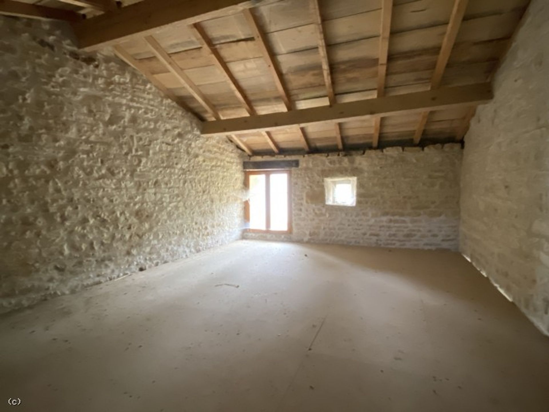 Hus i Villefagnan, Poitou-Charentes 10097371