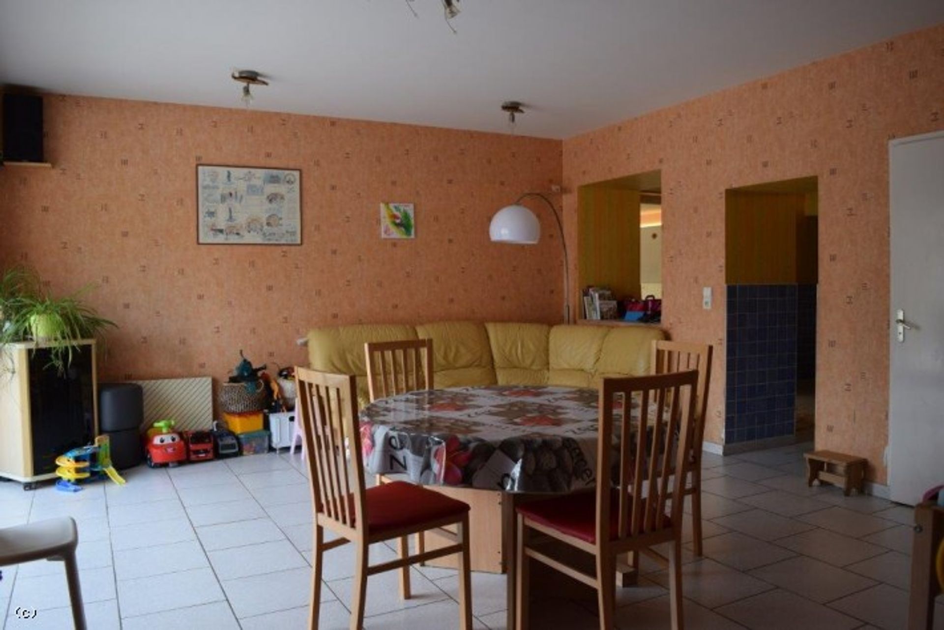 Rumah di Villefagnan, Poitou-Charentes 10097374