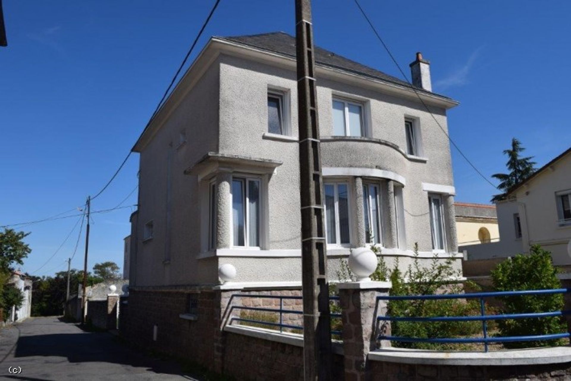 Huis in Ruffec, Poitou-Charentes 10097538