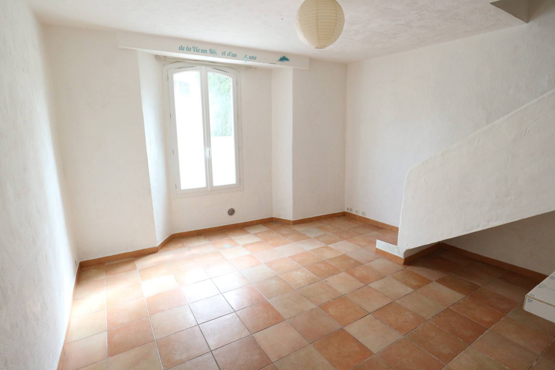 жилой дом в Roquebrune-sur-Argens, Provence-Alpes-Cote d'Azur 10097554