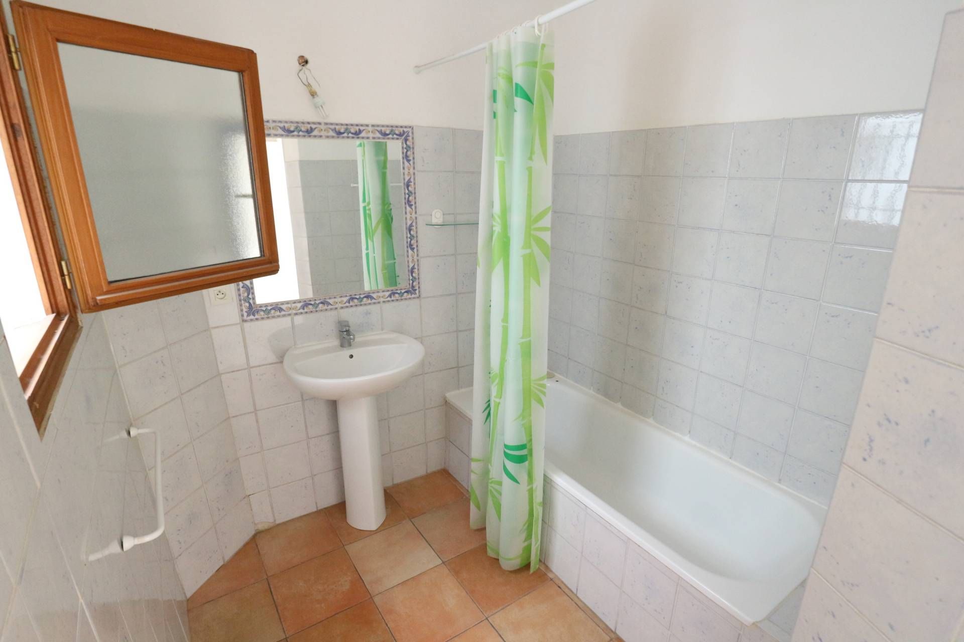 loger dans Roquebrune-sur-Argens, Provence-Alpes-Cote d'Azur 10097554