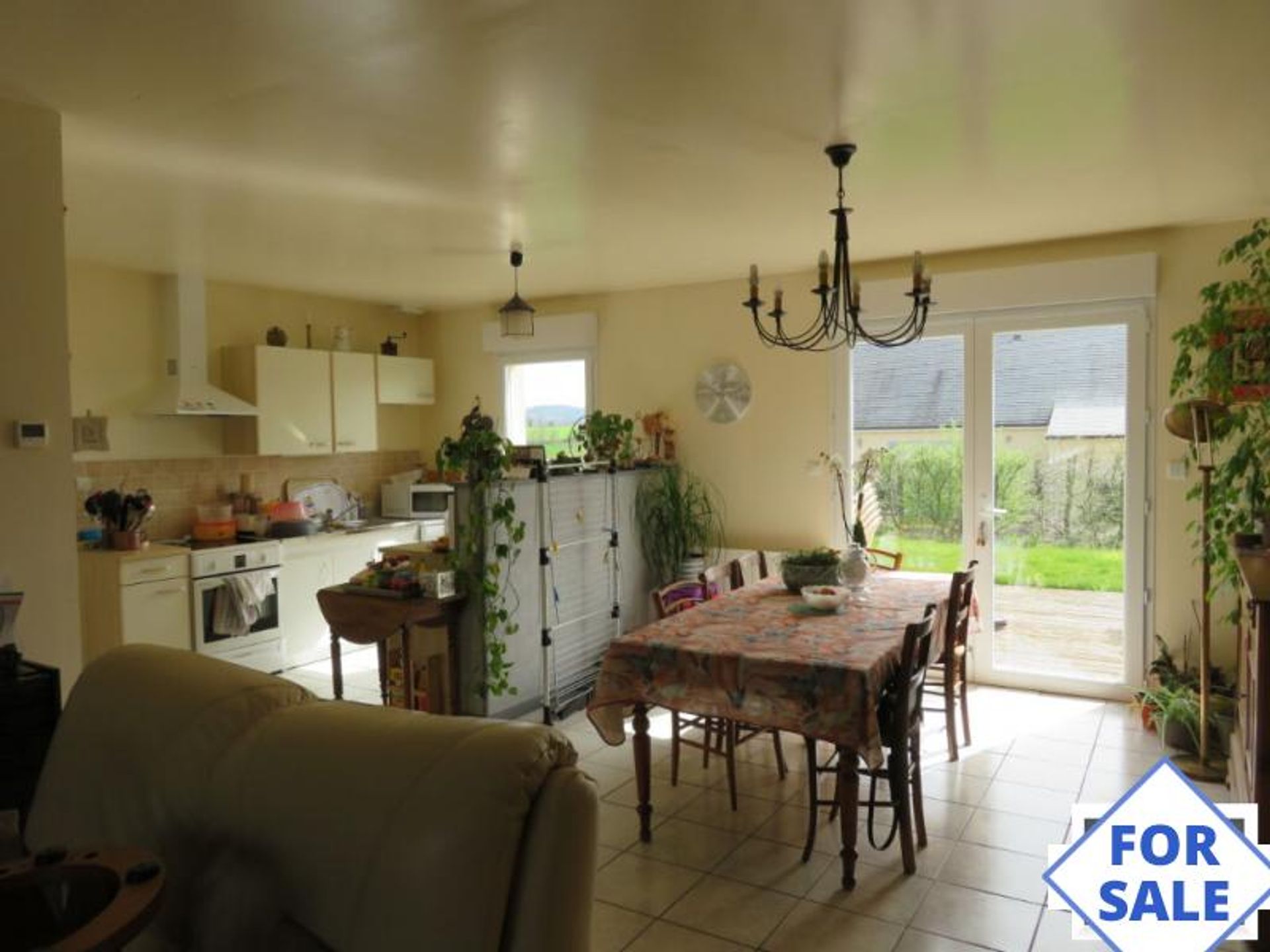 casa en Saint-Aignan-de-Couptrain, Pays de la Loire 10097877