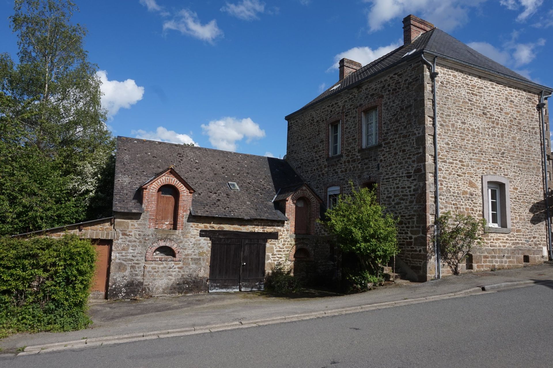 casa no Ambrieres-les-Vallees, Pays-de-la-Loire 10097898