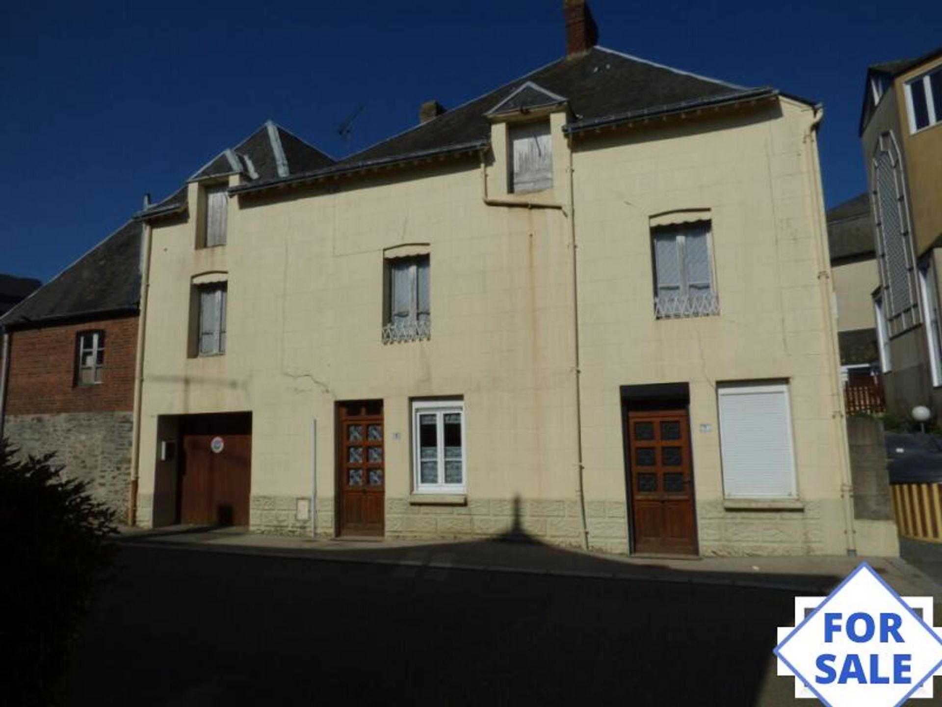 Haus im Javron-les-Chapelles, Pays-de-la-Loire 10097921