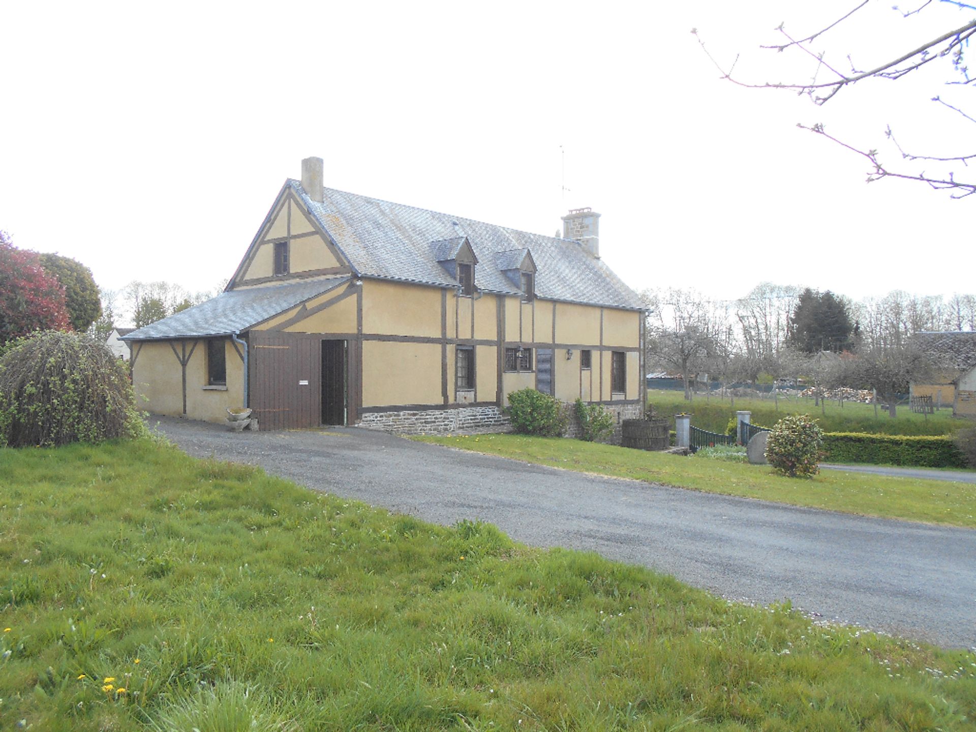 casa en Isigny-le-Buat, Normandie 10097930