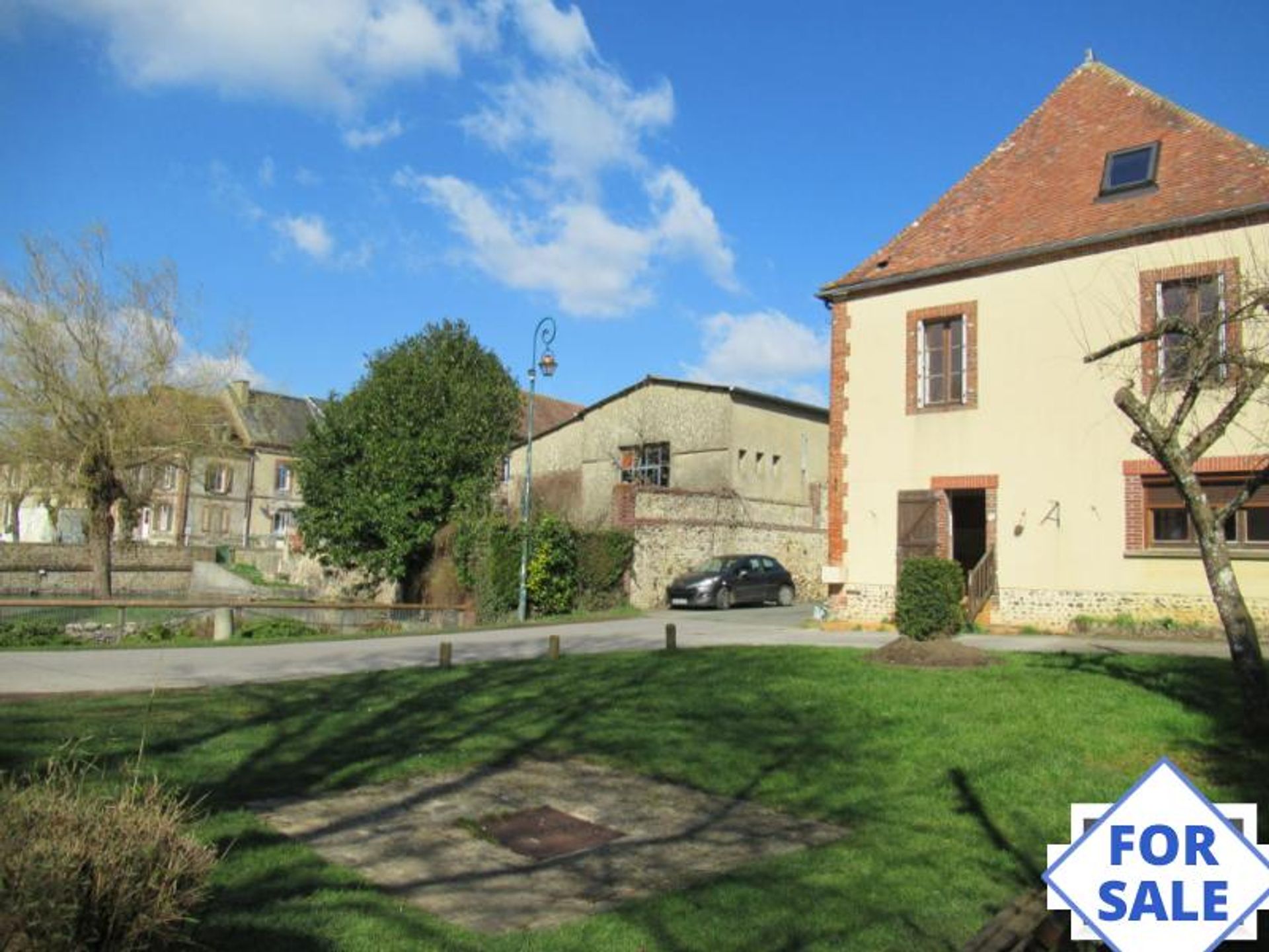 casa en Moulins-la-Marché, Normandía 10097979