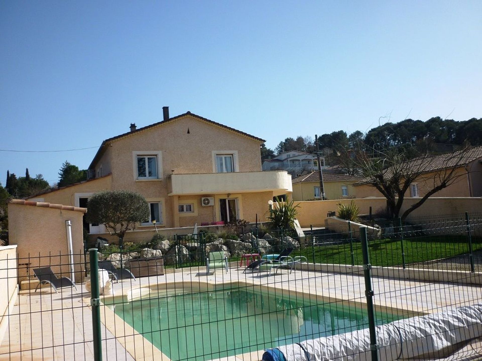 Hus i Saint-Privat-des-Vieux, Occitanie 10098047