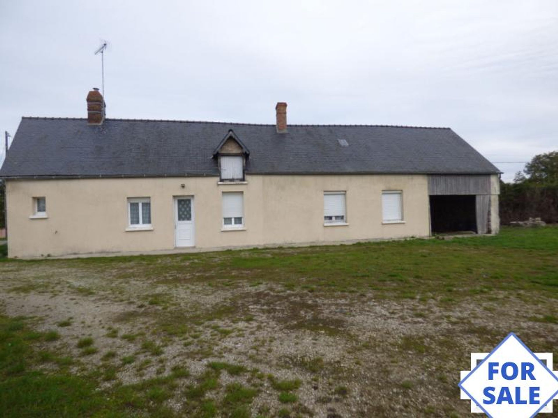 casa en Saint-Cyr-en-Pail, Pays-de-la-Loire 10098141