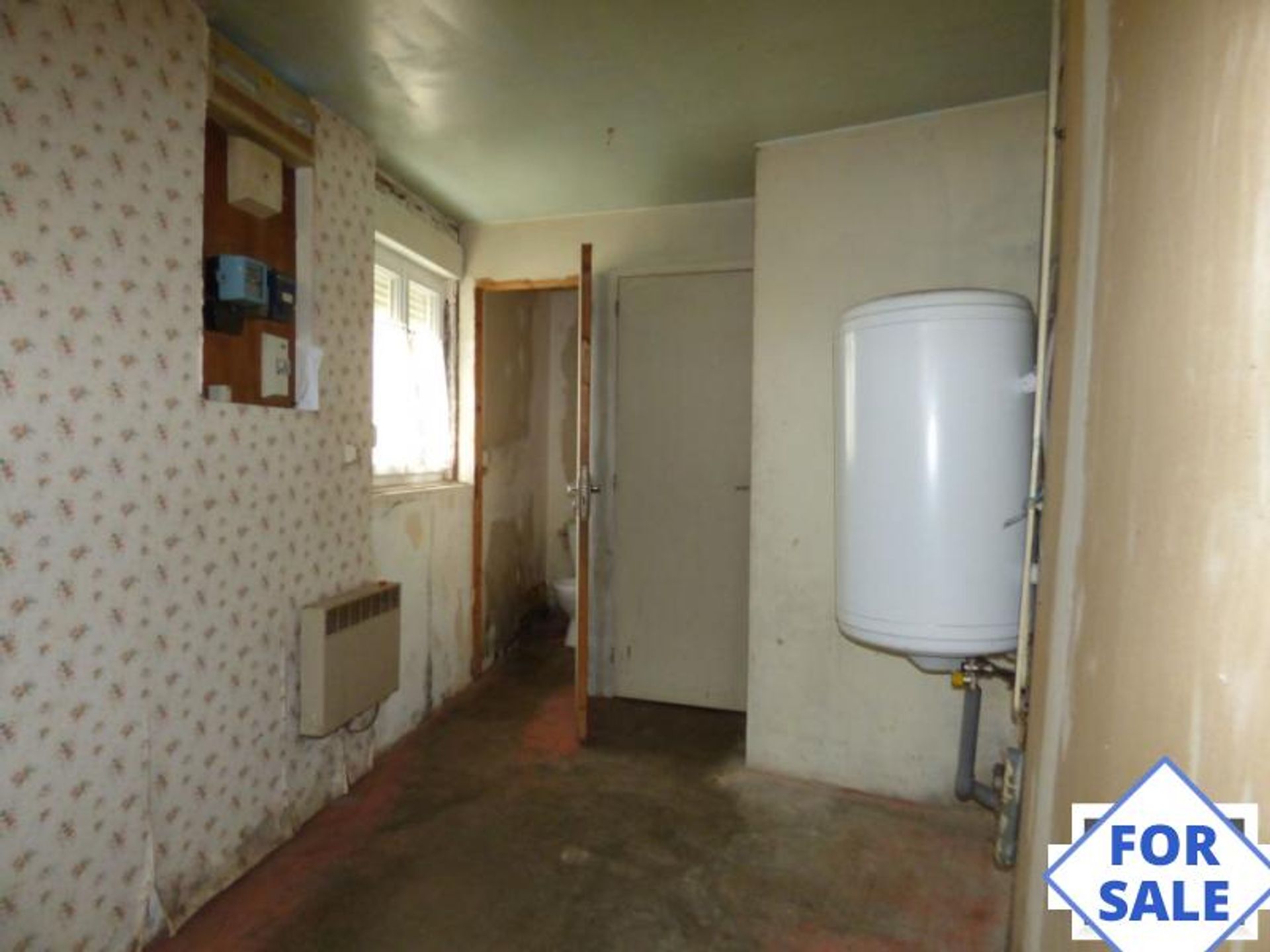 Huis in Saint-Cyr-en-Pail, Pays-de-la-Loire 10098141