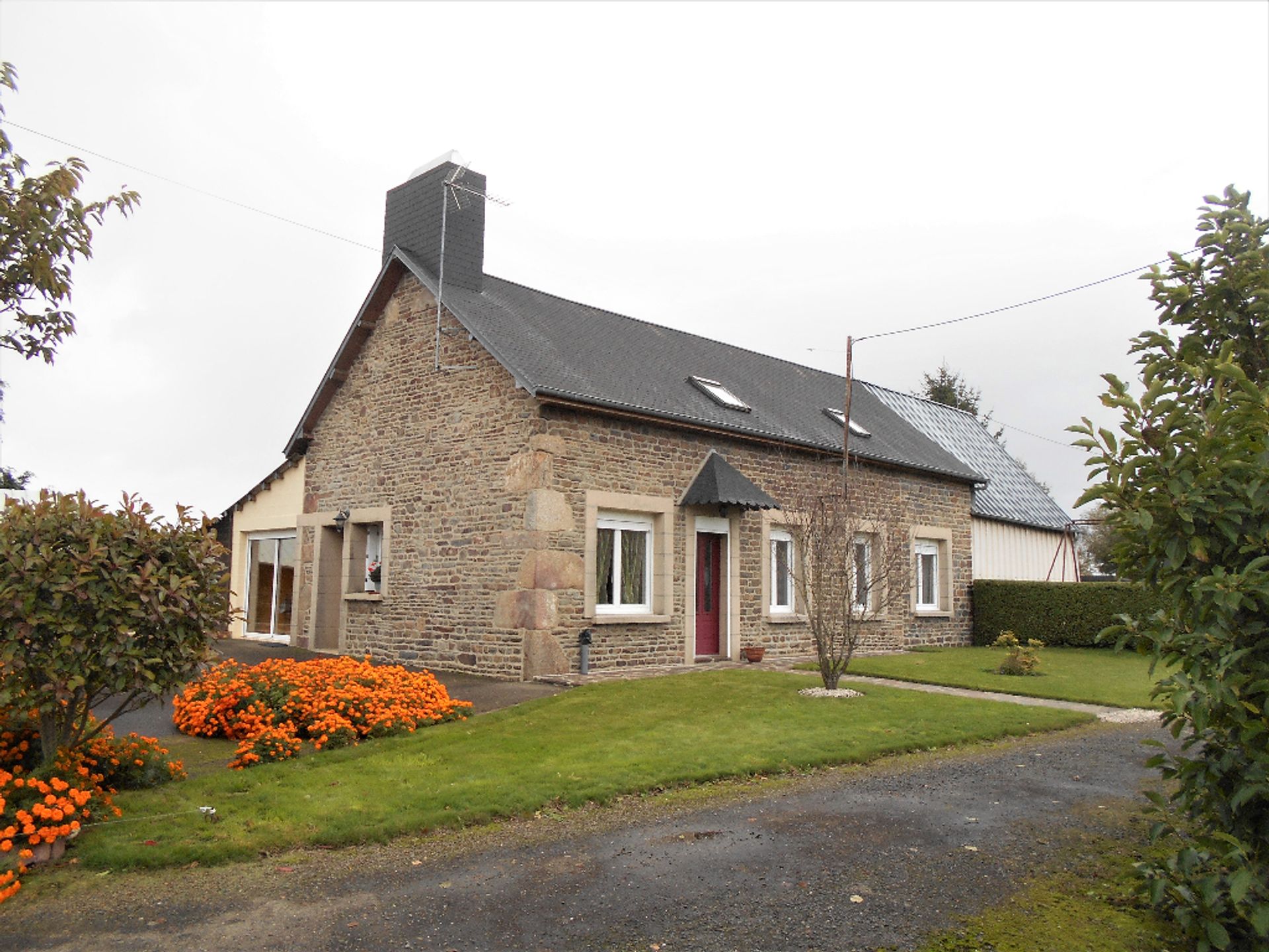 House in Juvigny-le-Tertre, Normandie 10098152