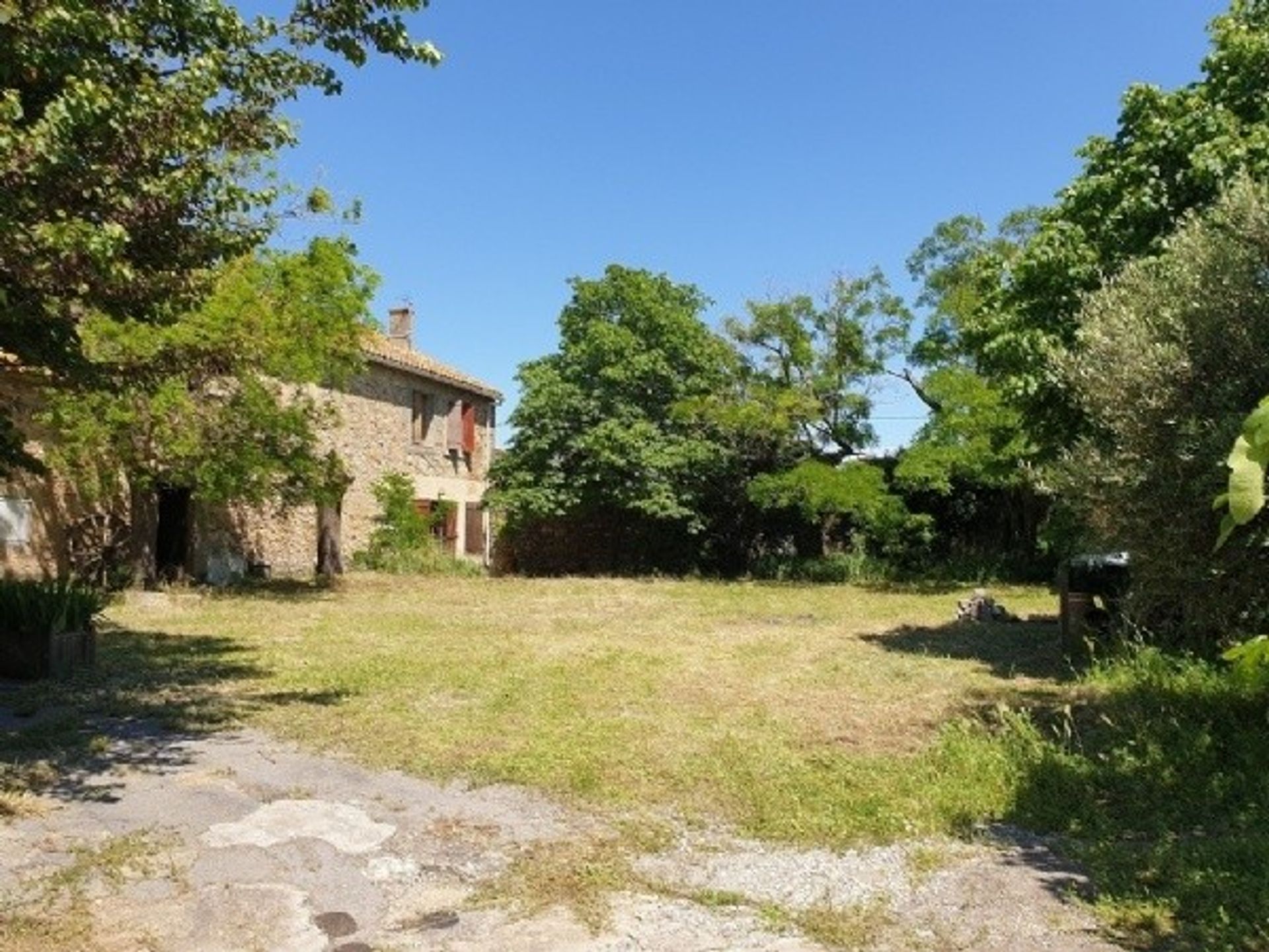 Hus i Bizanet, Languedoc-Roussillon 10098232