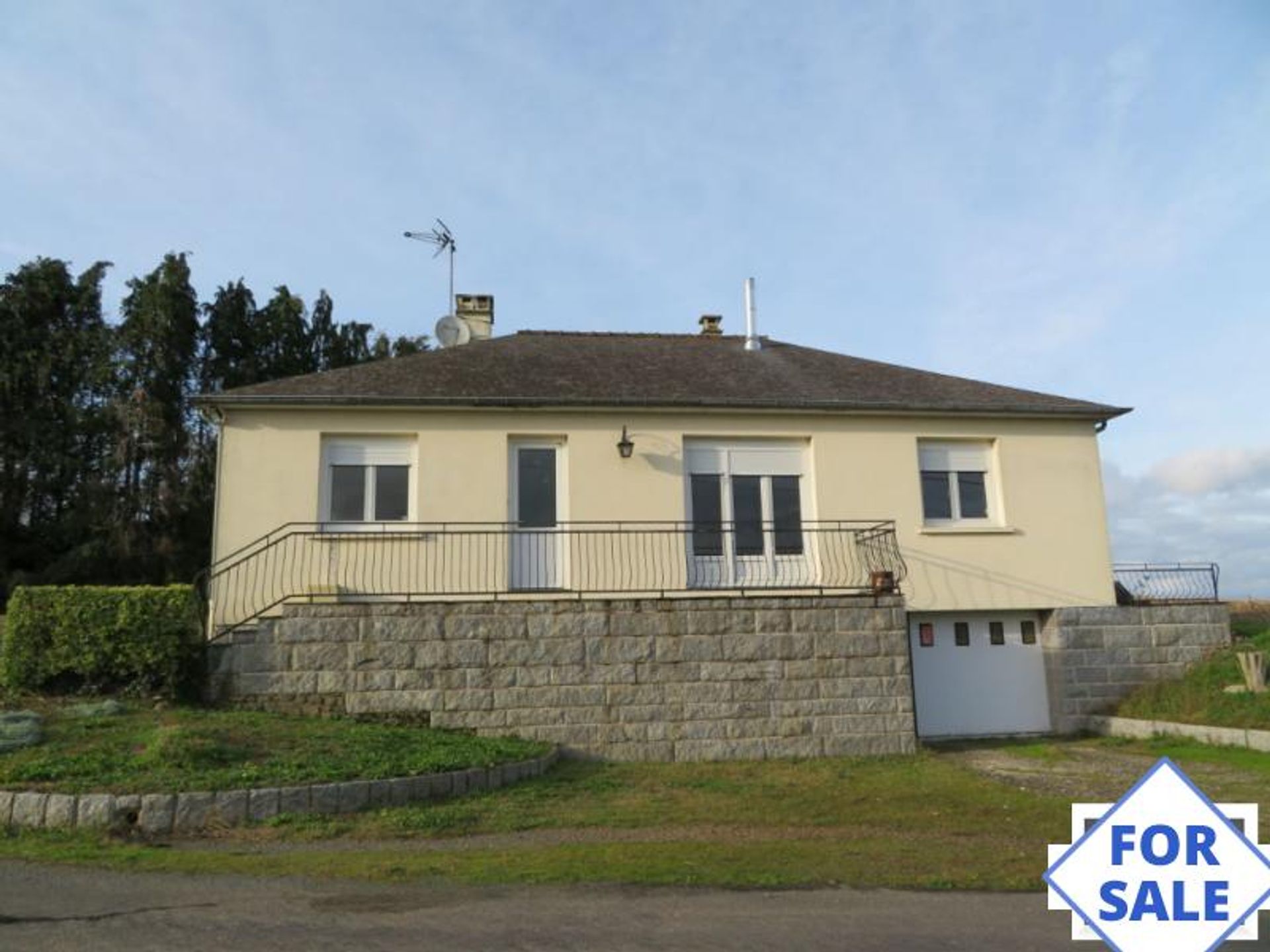 Hus i Villaines-la-Juhel, Pays-de-la-Loire 10098238