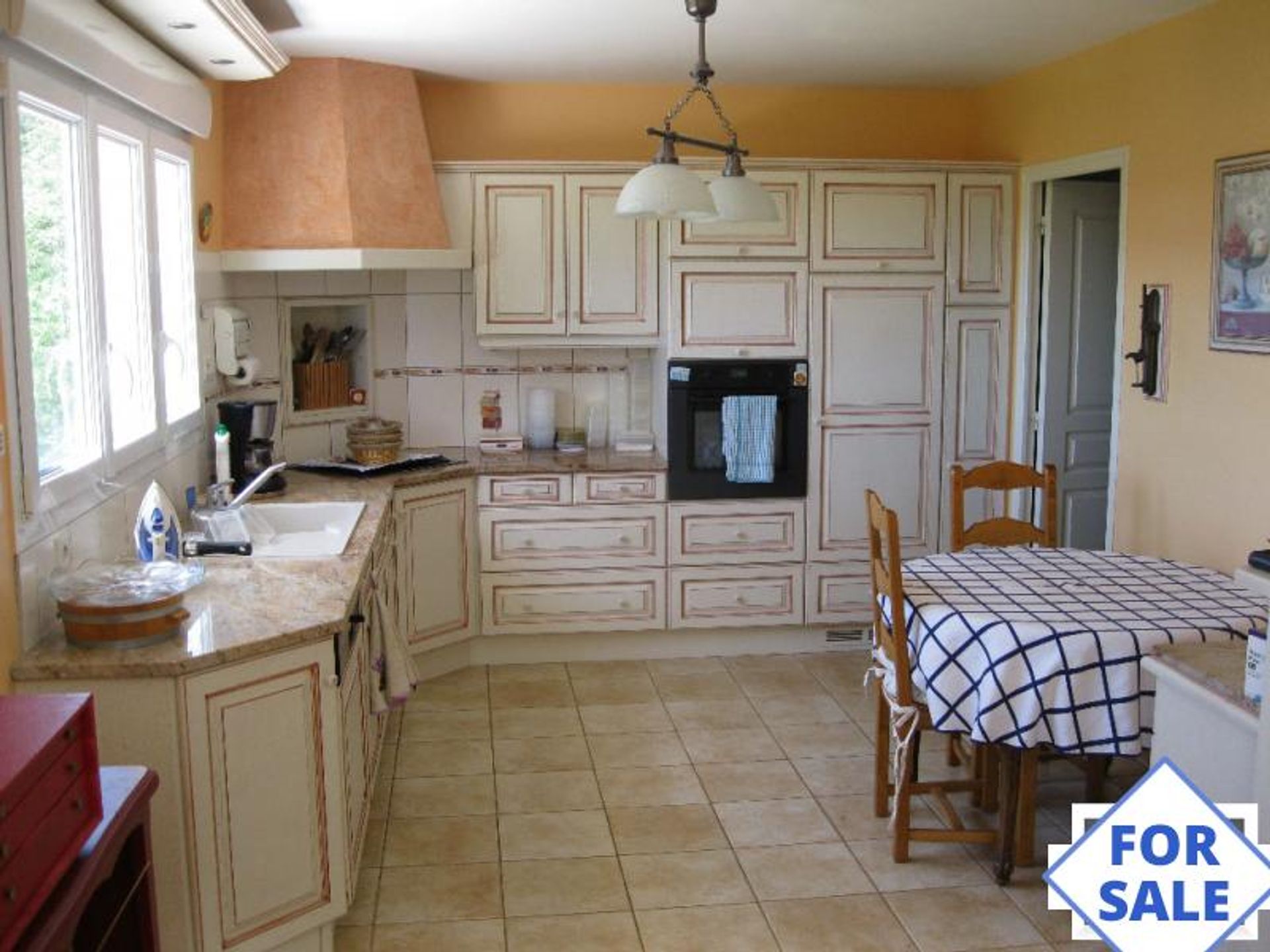 بيت في Villaines-la-Juhel, Pays de la Loire 10098241