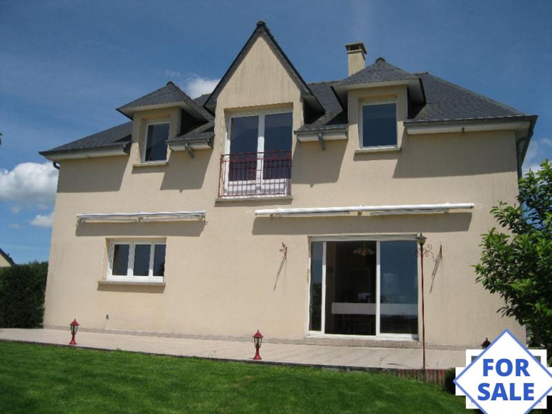 Huis in Villaines-la-Juhel, Pays de la Loire 10098241