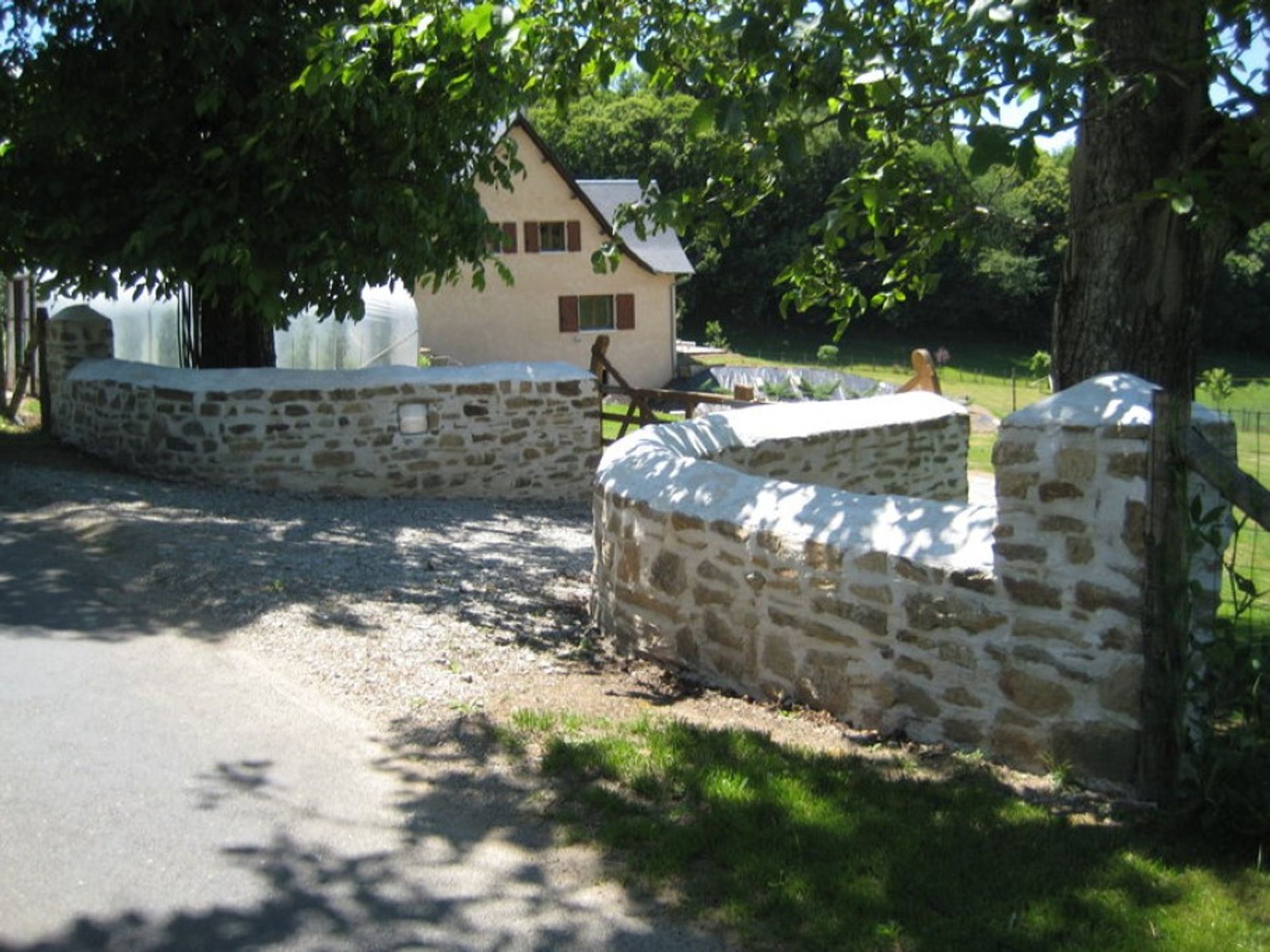 casa en Chamberet, Limousin 10098291