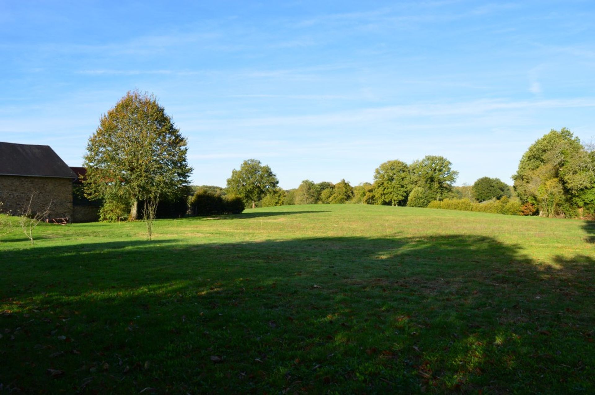 Будинок в La Croisille-sur-Briance, Nouvelle-Aquitaine 10098379