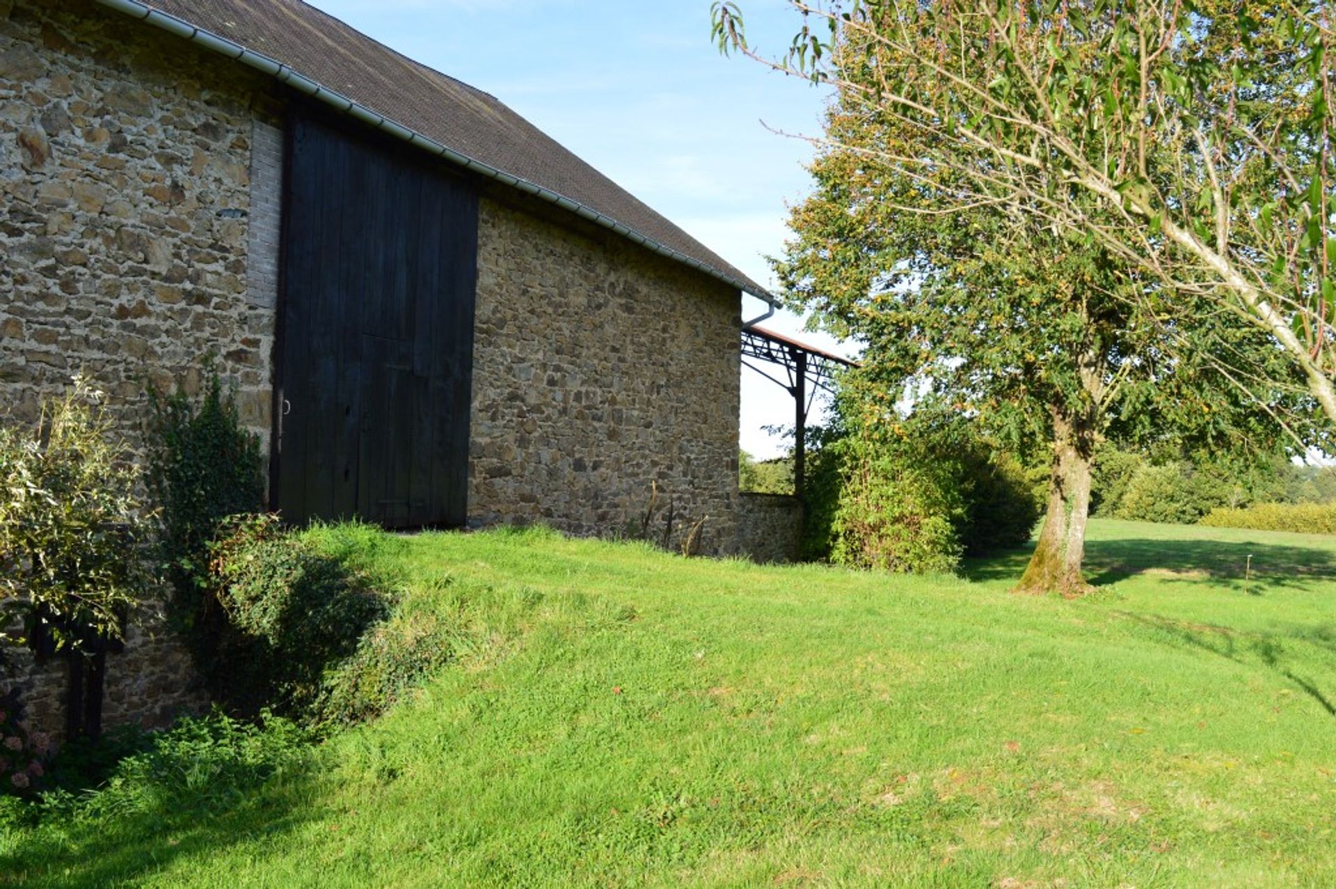 rumah dalam La Croisille-sur-Briance, Limousin 10098379