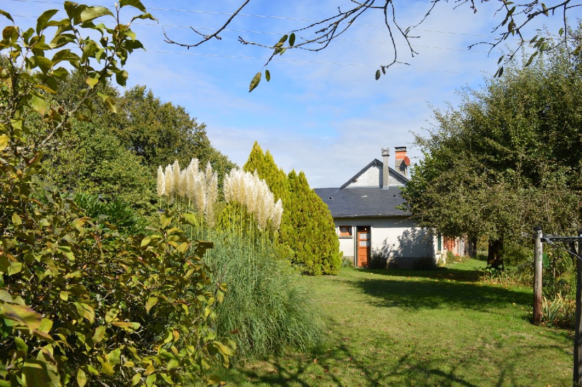 بيت في La Croisille-sur-Briance, Limousin 10098384