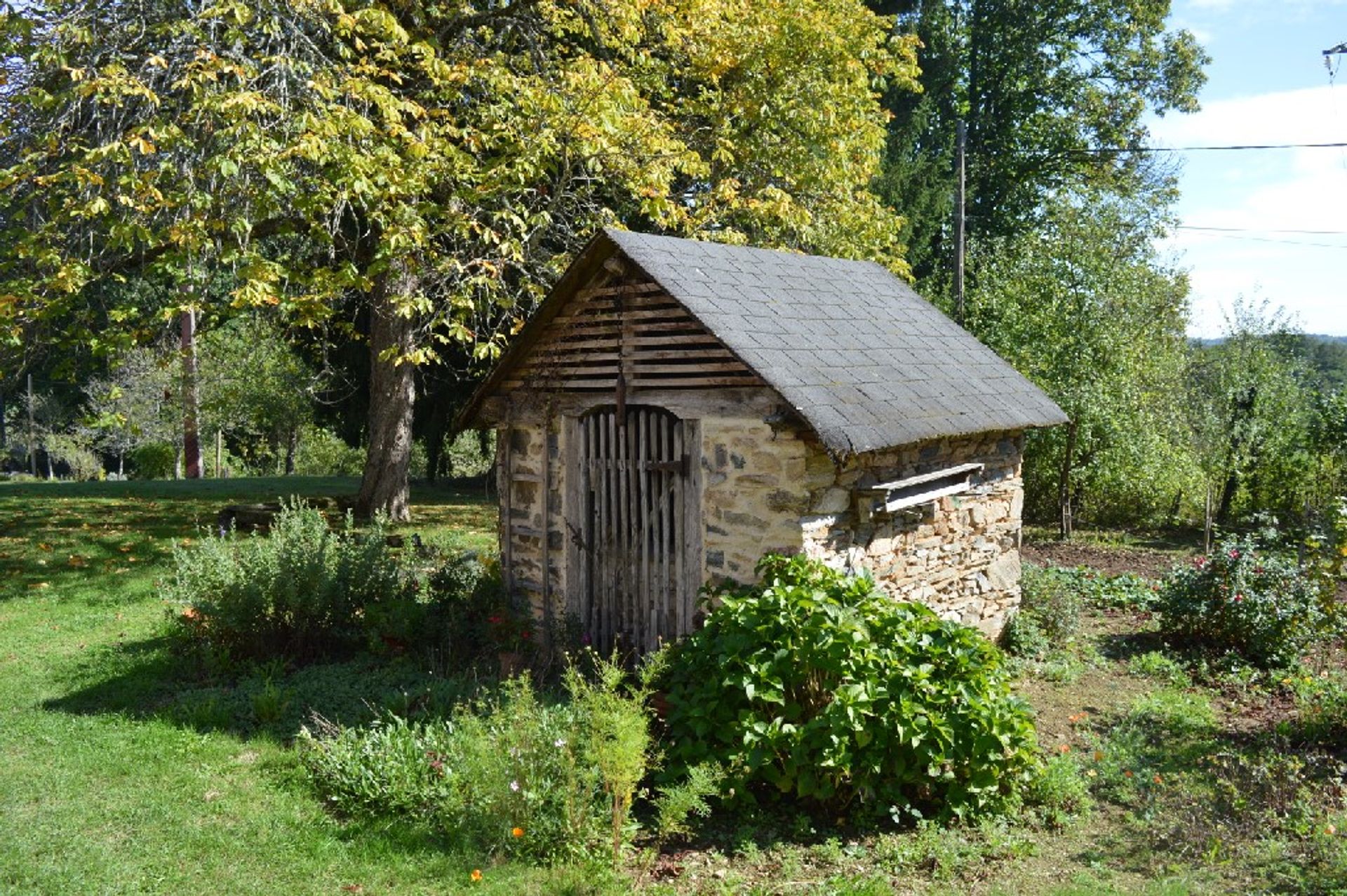 بيت في La Croisille-sur-Briance, Limousin 10098384