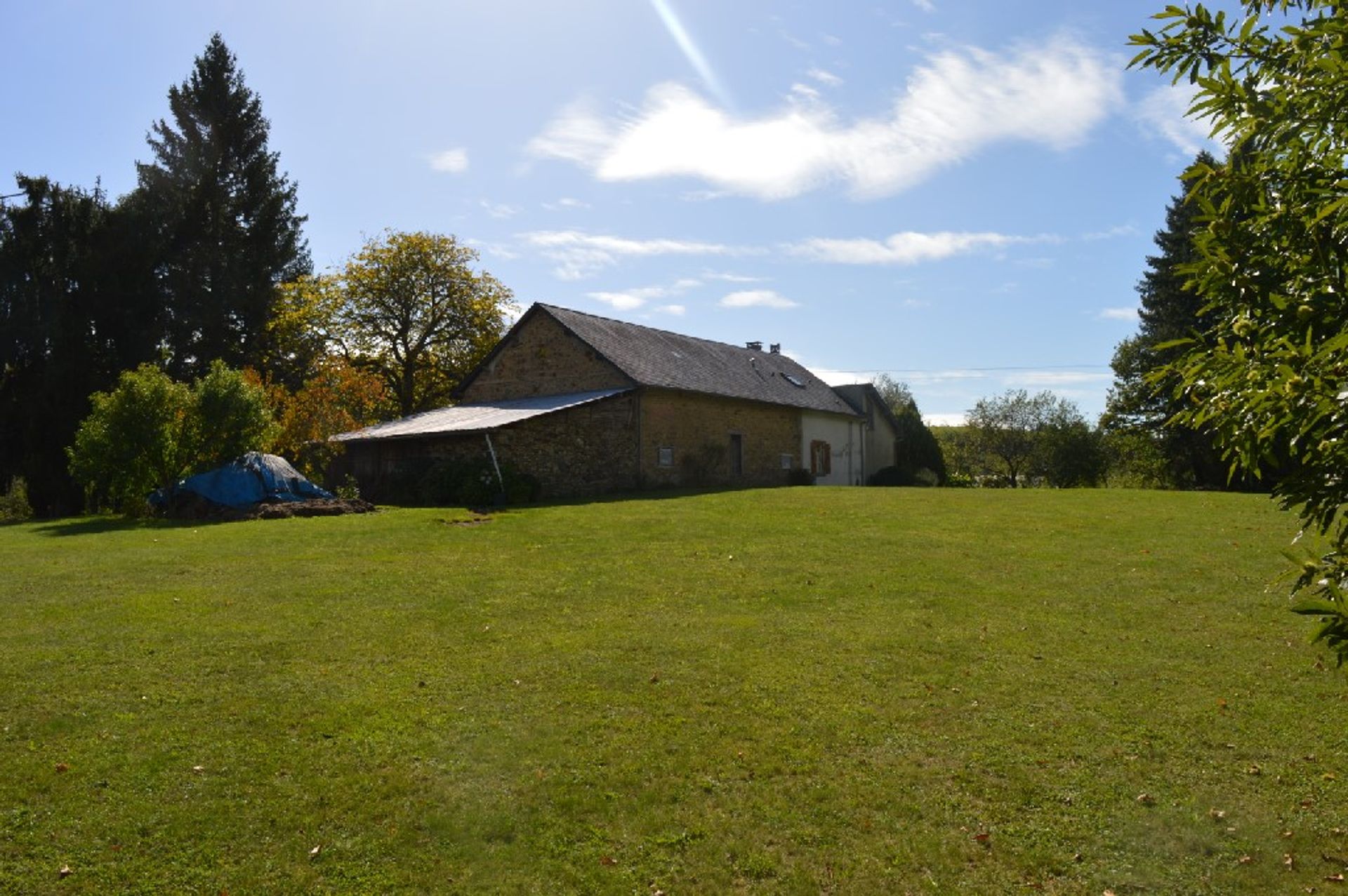 بيت في La Croisille-sur-Briance, Limousin 10098384