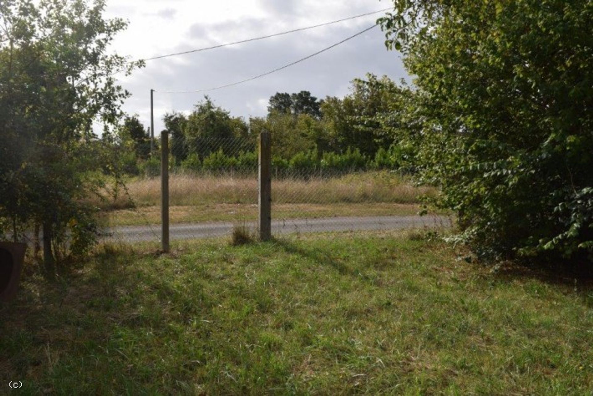 Land in Tuzie, Poitou-Charentes 10098397