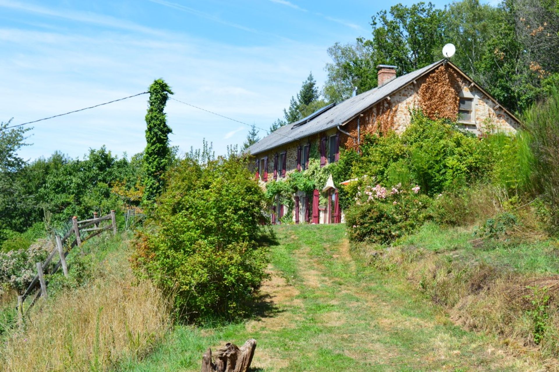 Rumah di Chamberet, Limousin 10098412