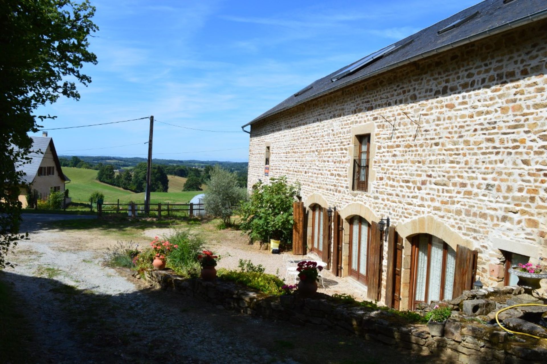 casa en Chamberet, Limousin 10098415