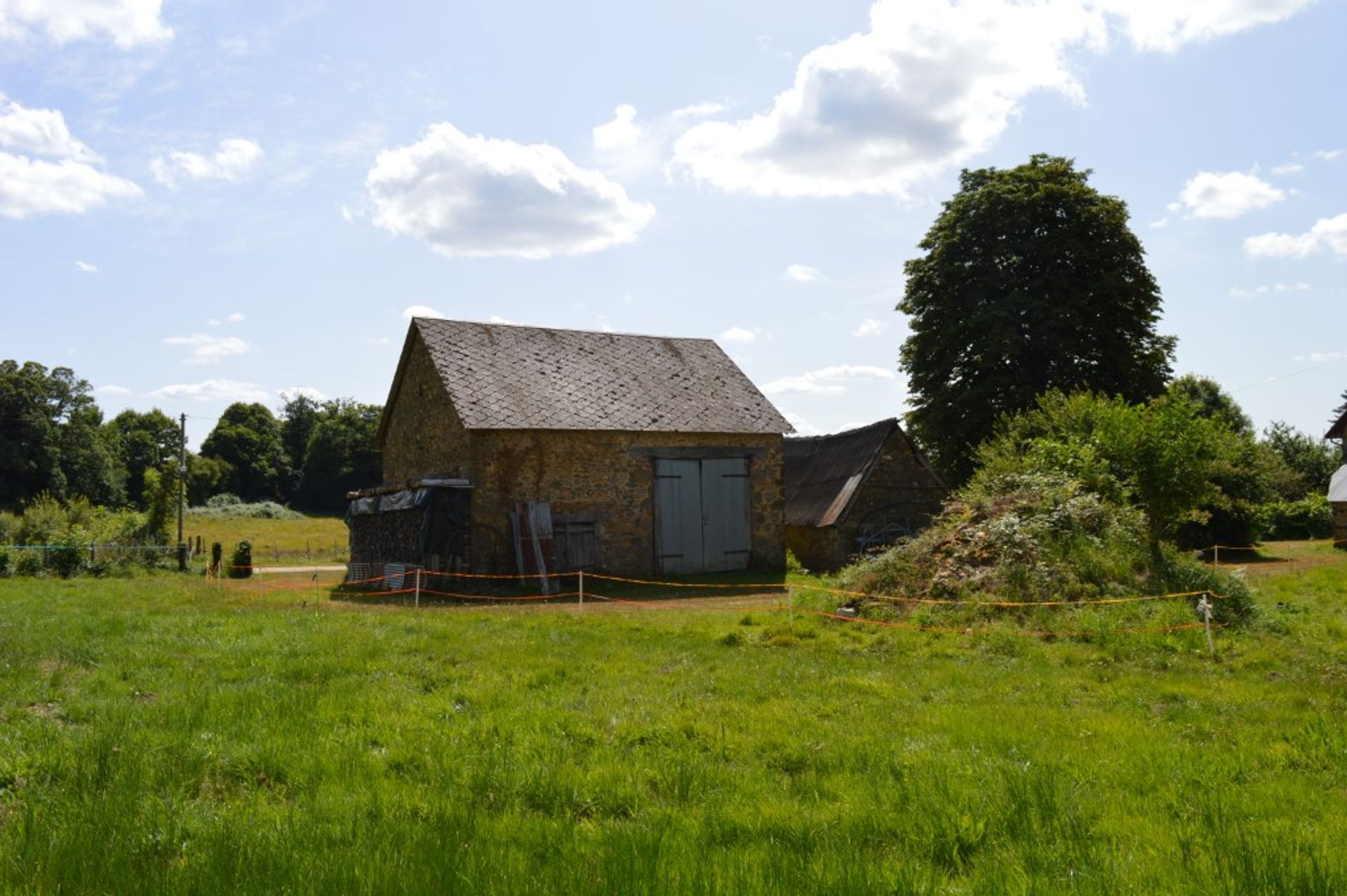 rumah dalam La Croisille-sur-Briance, Limousin 10098420