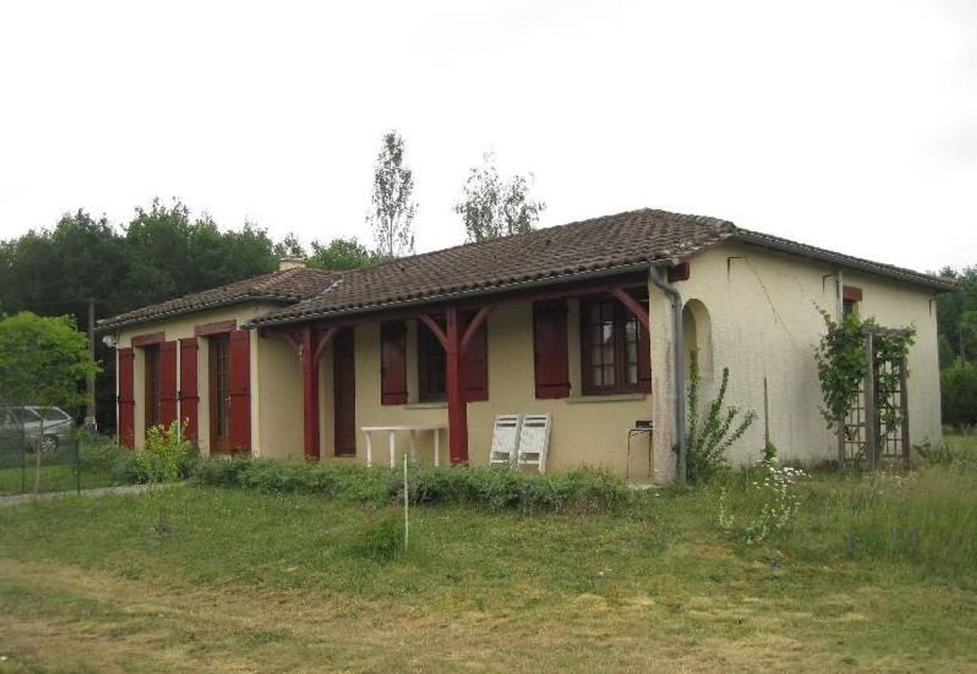 Haus im Sainte-Foy-de-Longas, Aquitaine 10098424