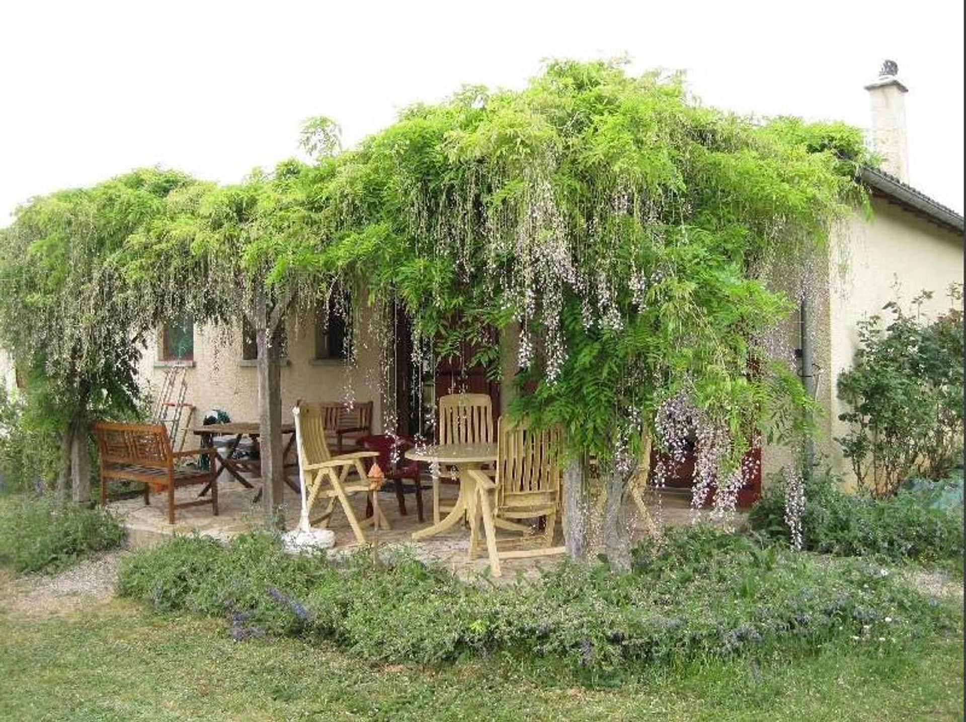 Casa nel Sainte-Foy-de-Longas, Nouvelle-Aquitaine 10098424