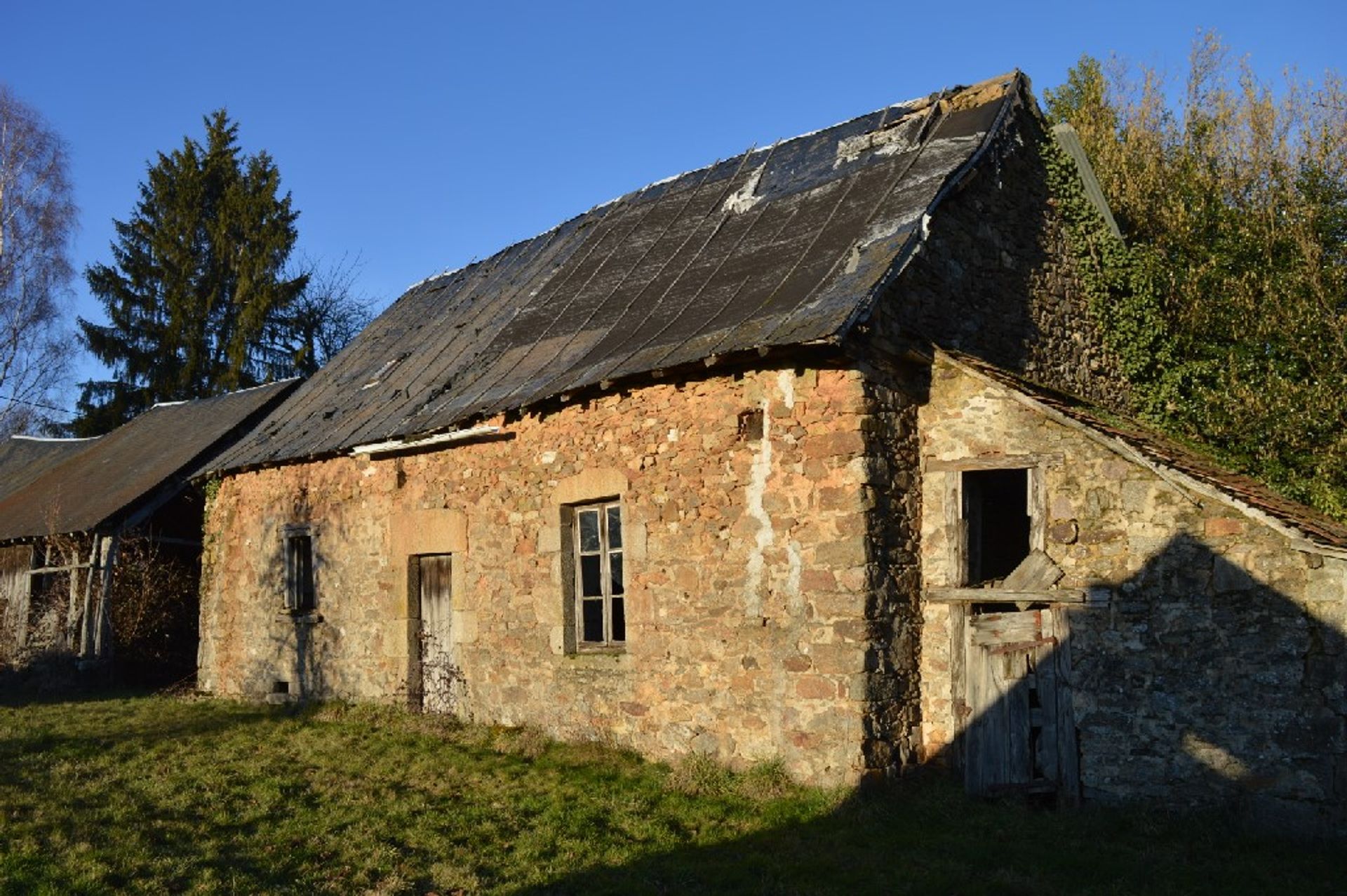 Rumah di Chamberet, Limousin 10098428