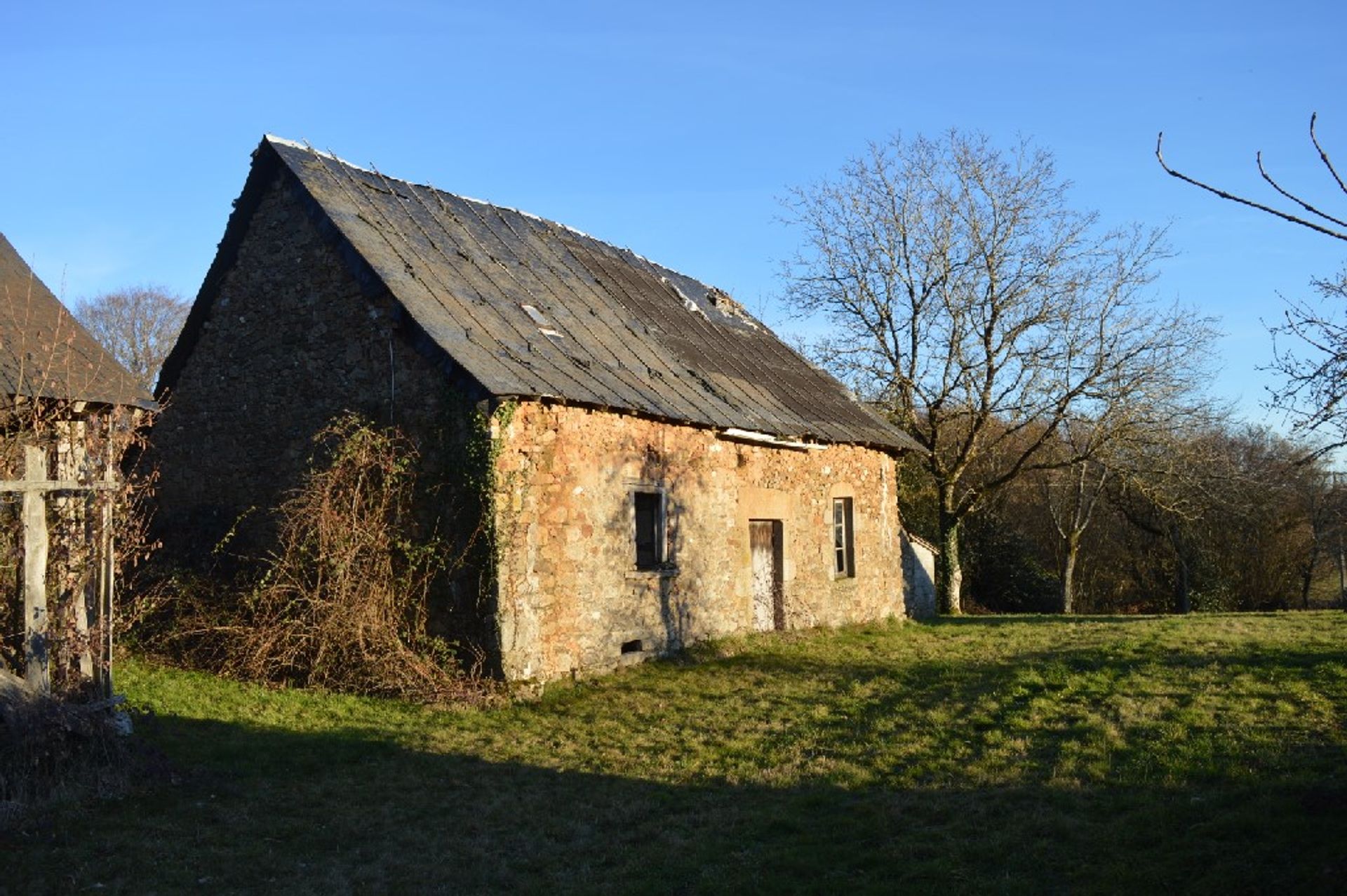 Rumah di Chamberet, Limousin 10098428