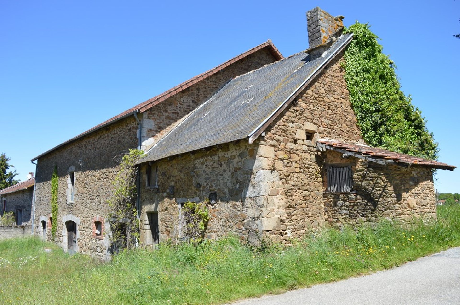 Hus i Bujaleuf, Nouvelle-Aquitaine 10098429