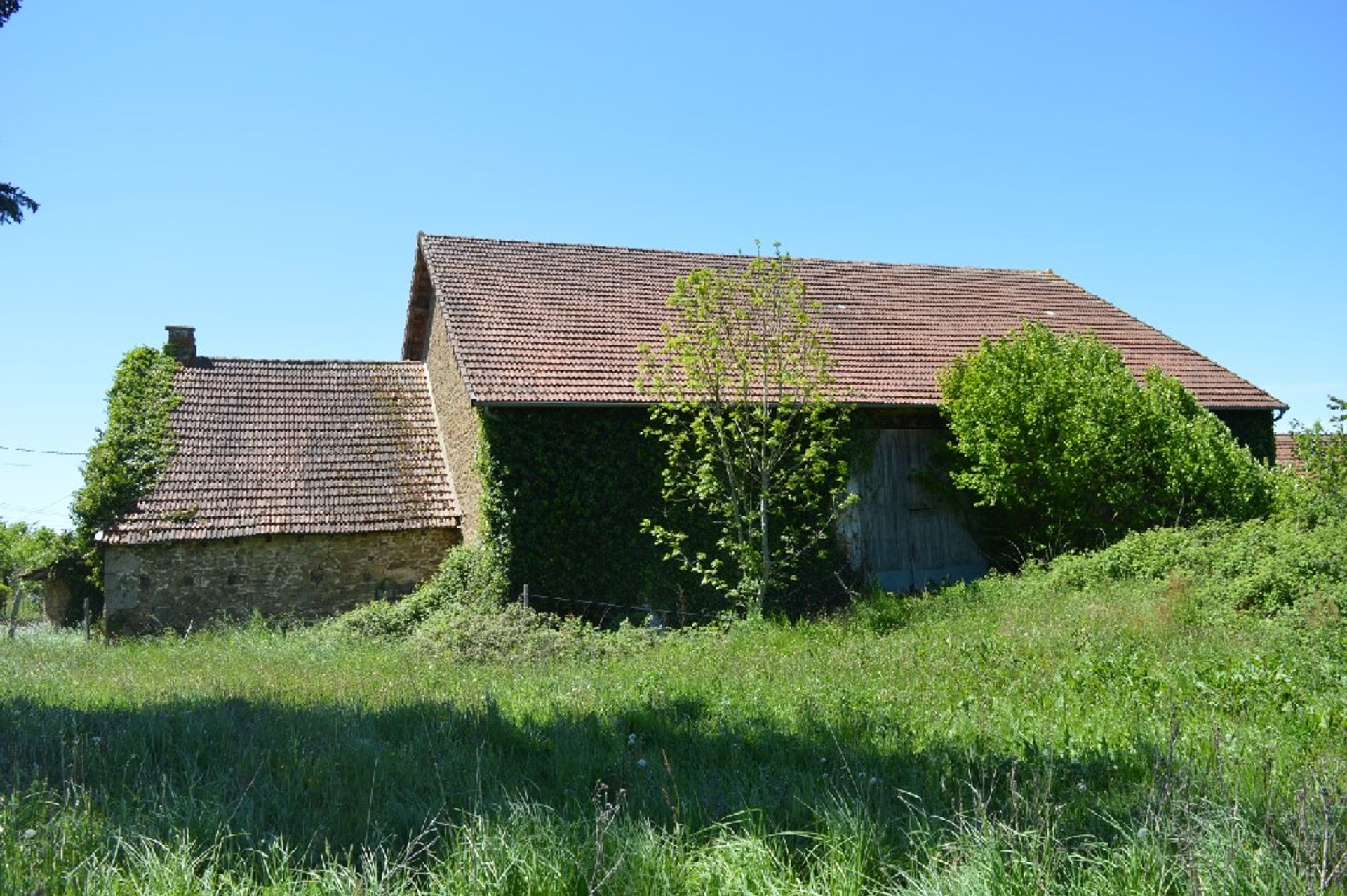 loger dans Bujaleuf, Limousin 10098429