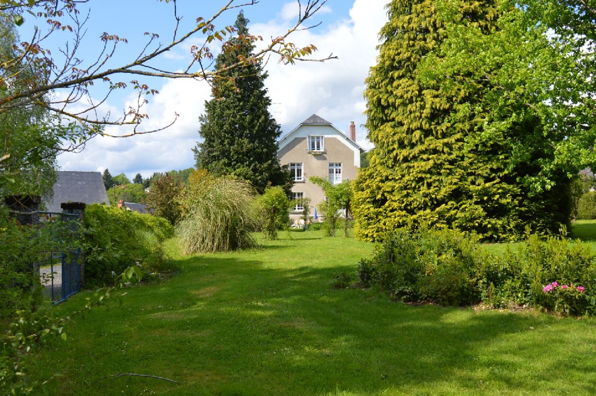 rumah dalam La Croisille-sur-Briance, Limousin 10098439